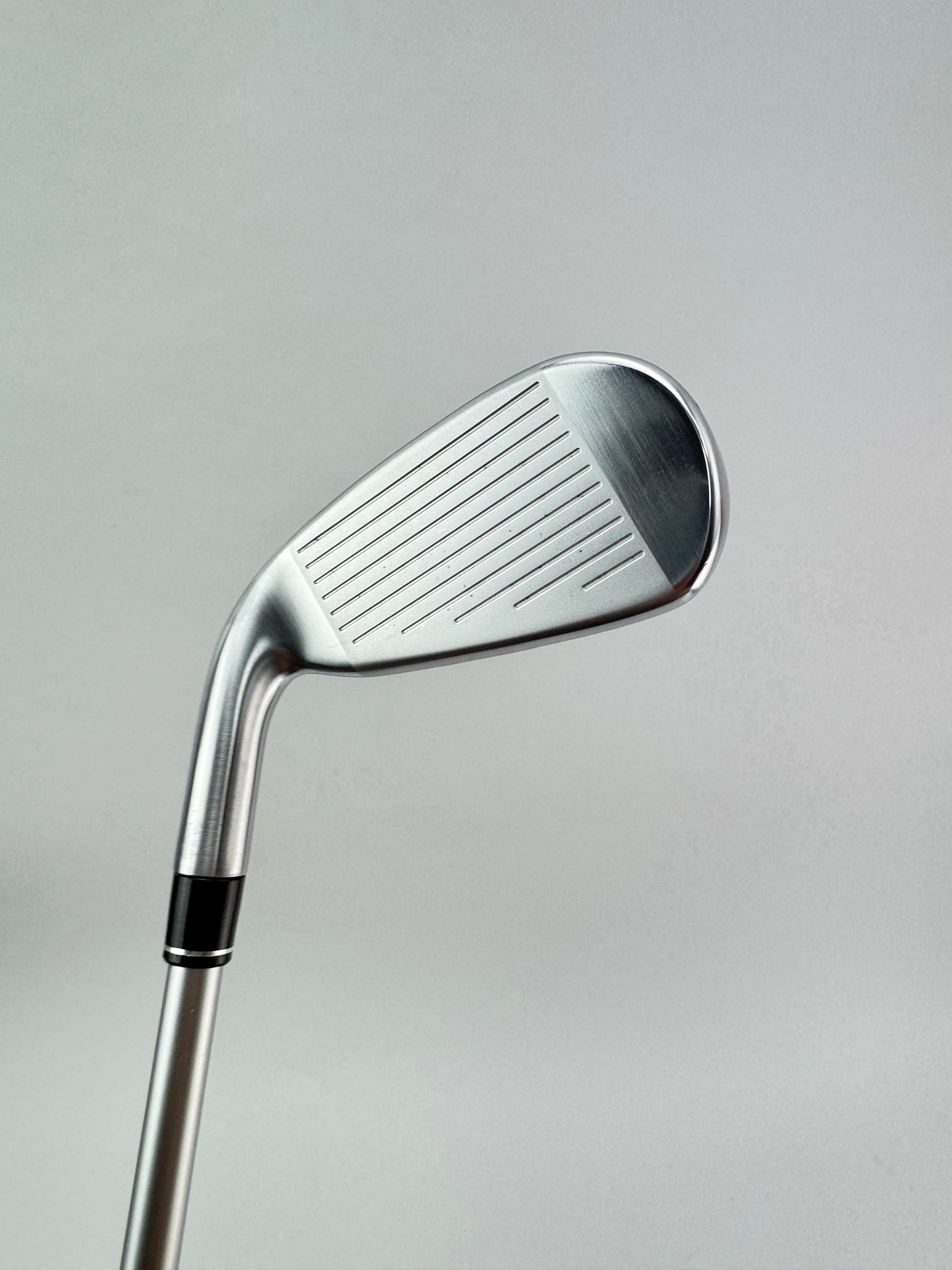 Taylormade Sim DHY 2 Iron 17* Diamana 90 Stiff Graphite /Right Handed /25066