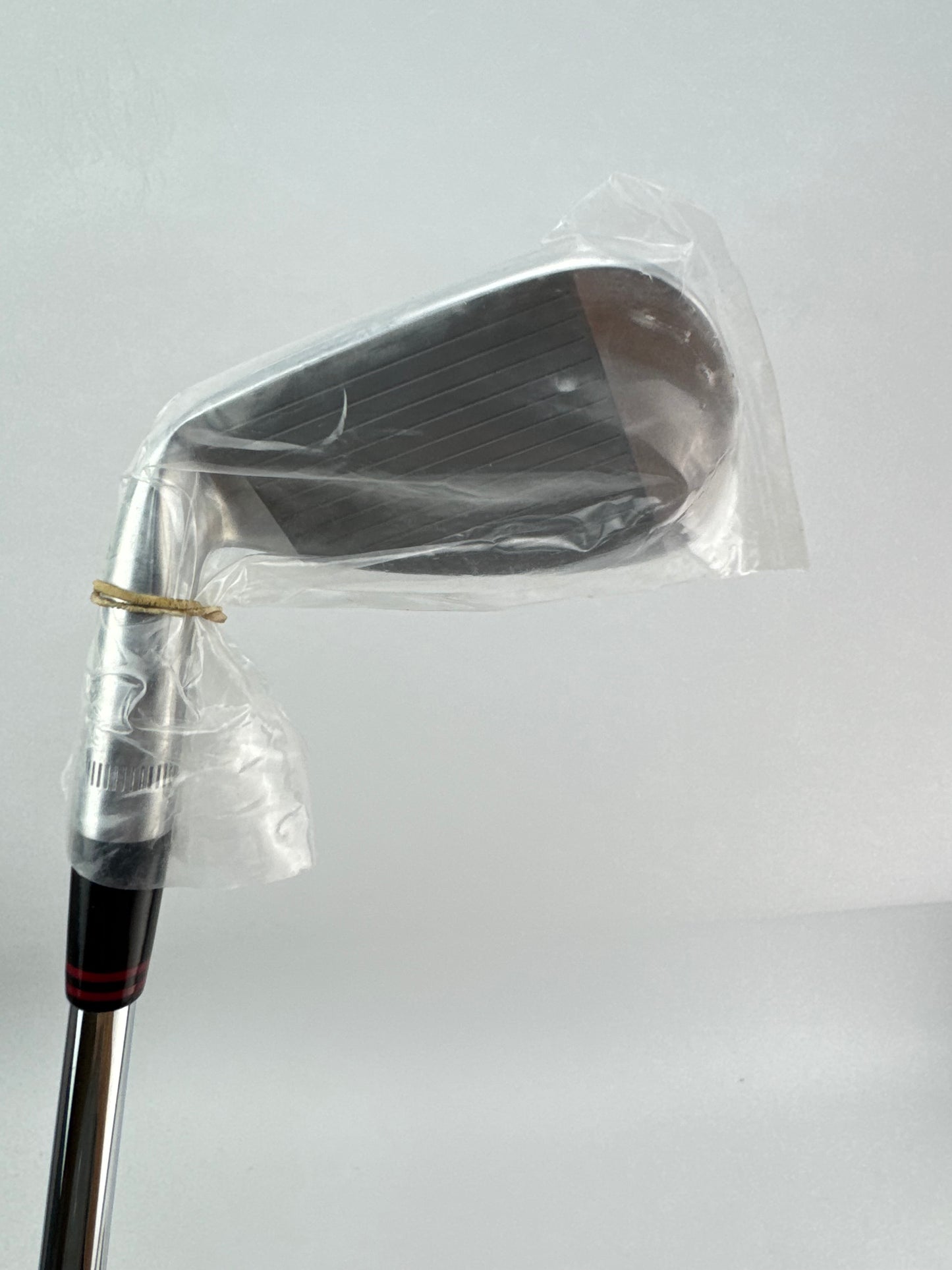 Ben Hogan Edge 9 Iron KBS Tour-v 120 X Flex Steel /Right Handed /New /25395