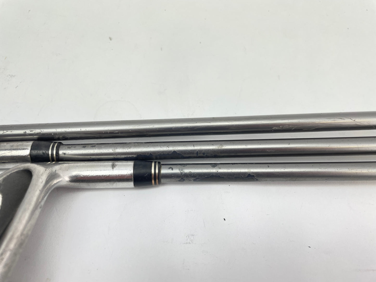 King Cobra Iron Set 3400I/XH 6-SW Regular Flex Graphite /Right /New Grips /27120