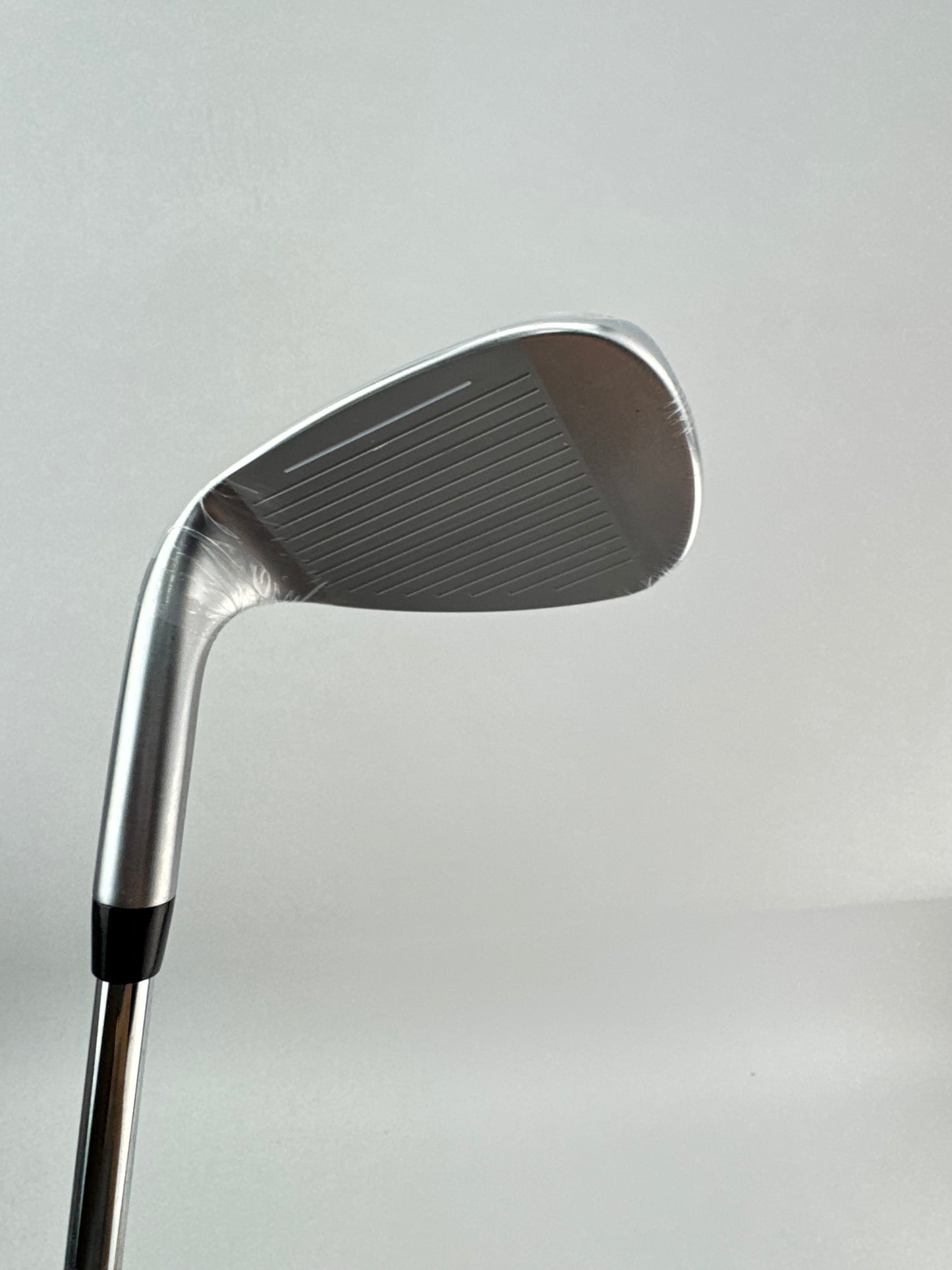 Cobra King RadSpeed One Length Gap Wedge 48* KBS Tour 90 Regular Steel /25372