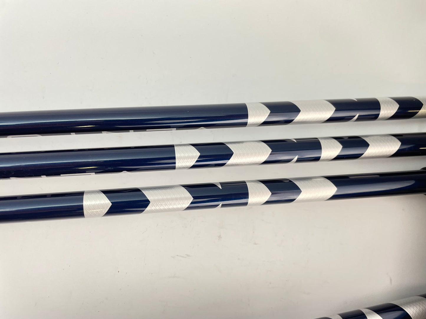 Taylormade Sim Max Irons 5-PW Ventus Blue Senior Graphite /Right Handed /28176