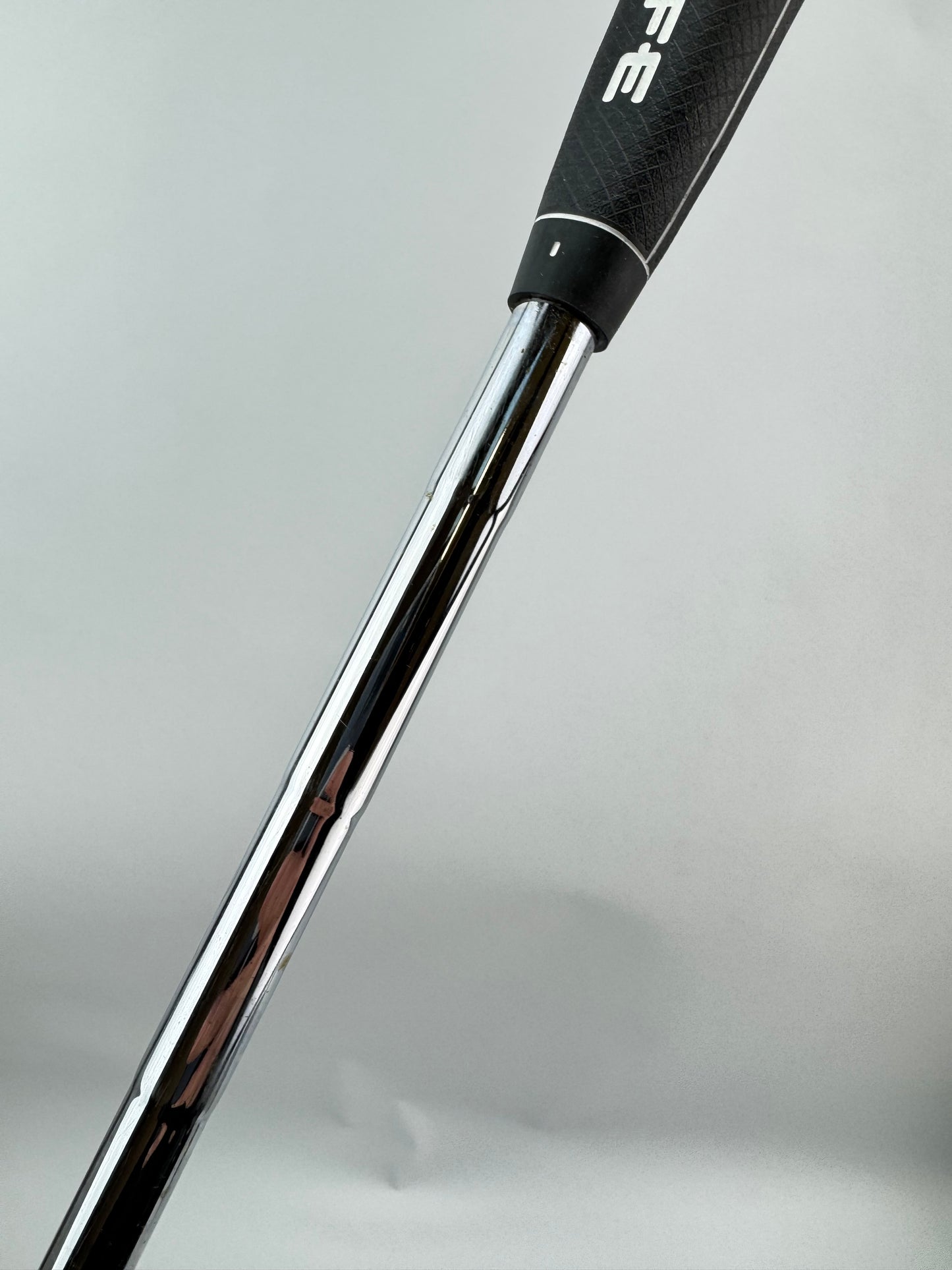 Odyssey Crimson Putter Left Handed Series 660 Blade 34” /New Grip /22247