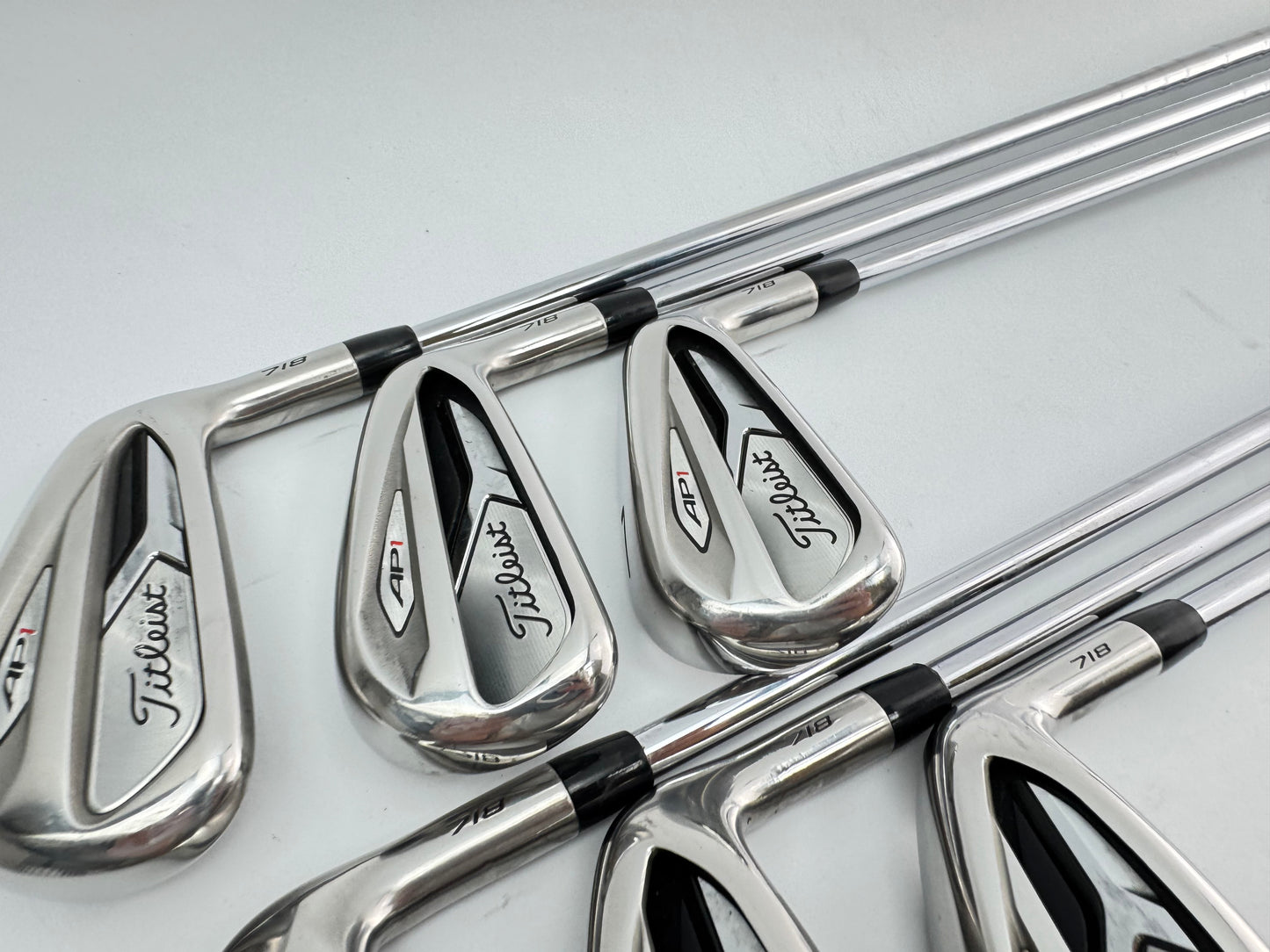 Titleist AP1 718 Irons 5-PW Amt Red R300 Regular Steel /1* Flat/New Grips /26237
