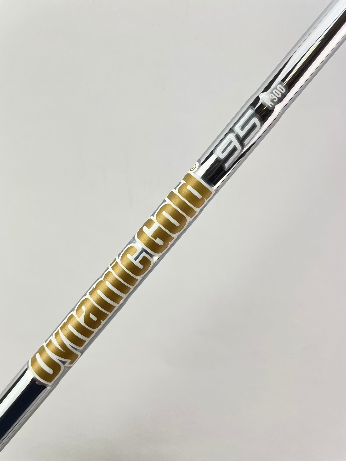 Dynamic Gold 95 Iron Shaft R300 Regular Flex Steel 35.25” /0.355 Tapered /23624