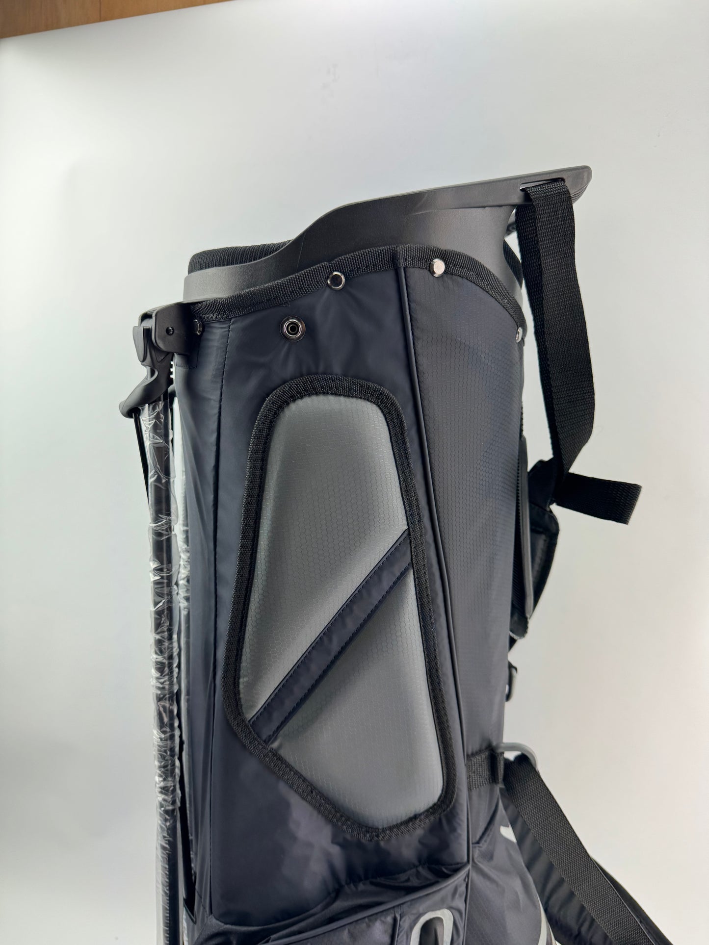 Callaway Hyper Dry C Stand Bag 4 Way /Shoulder Straps /New /23336