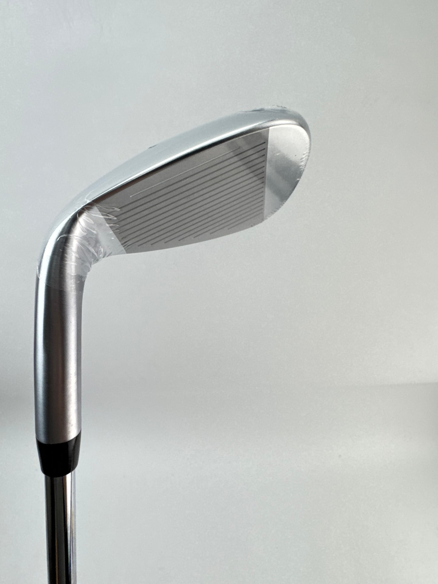 Cobra King RadSpeed One Length Gap Wedge 48* KBS Tour 90 Regular Steel /25372
