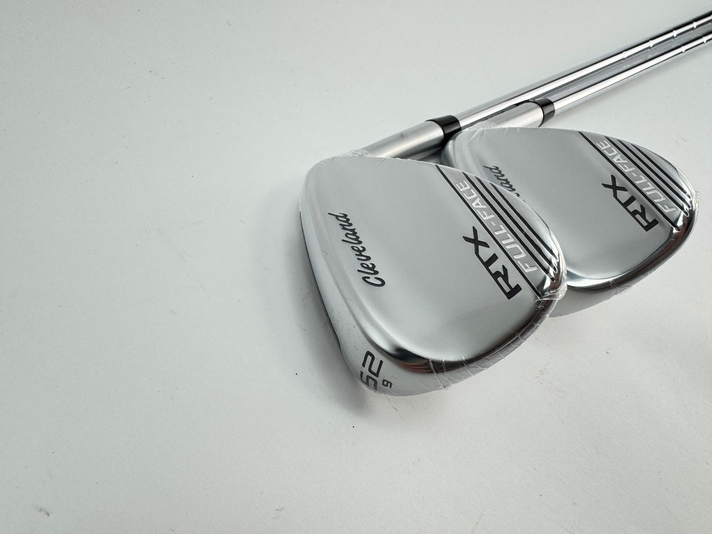 Cleveland RTX Full Face Wedge Set 52*+56* Elevate Tour Stiff Flex Steel /26901