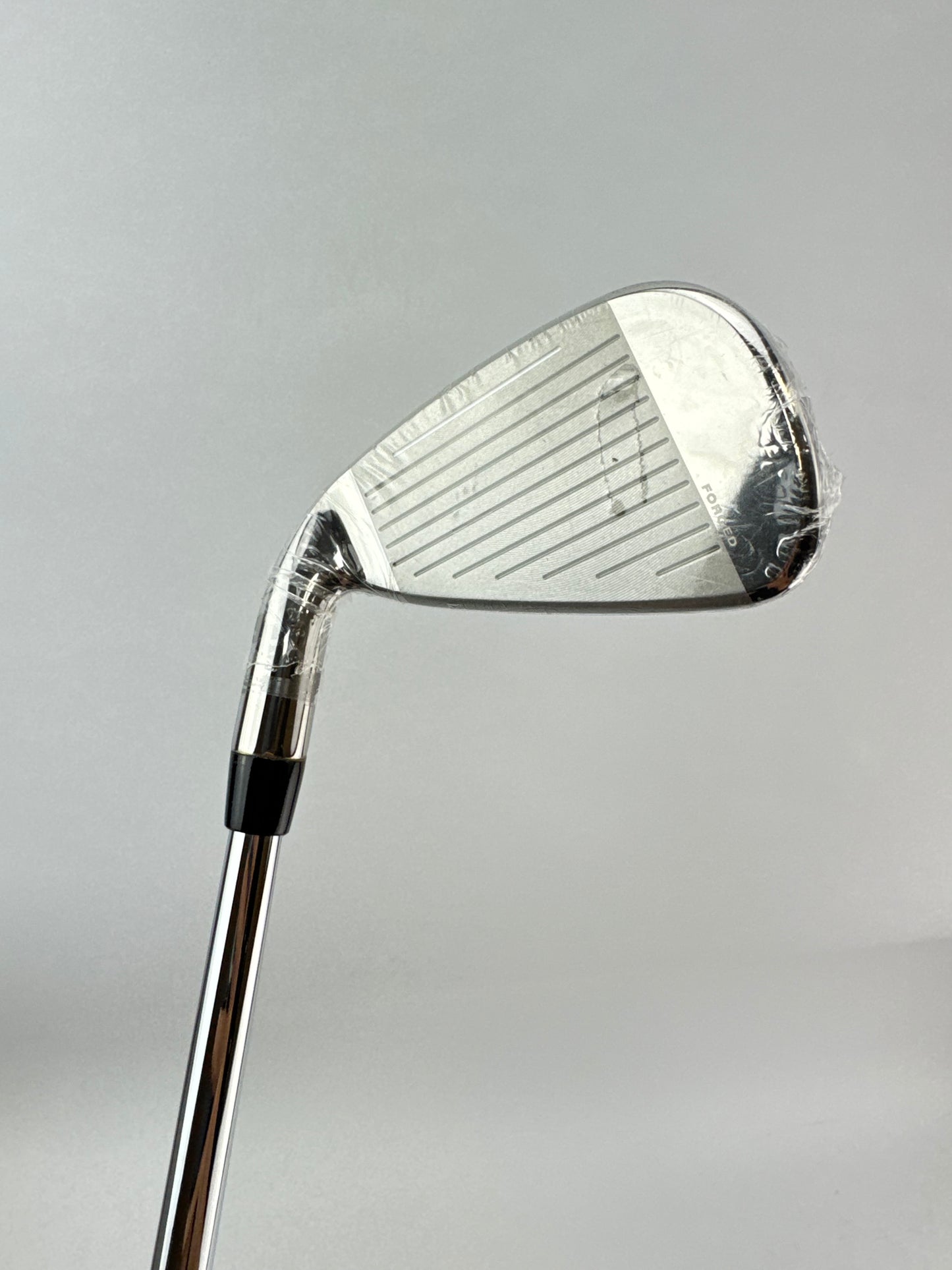Cobra One Length 4 Iron F8 KBS Tour FLT 120 Stiff Flex Steel /Right /New /25580