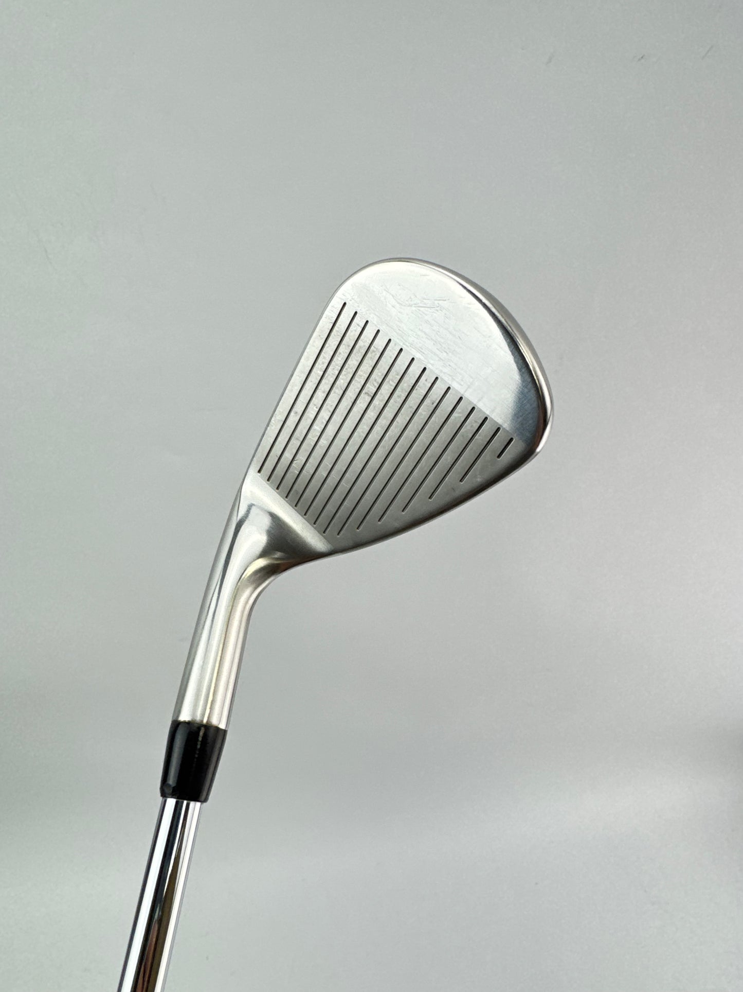Titleist T300 Gap Wedge 48* AMT Red R300 Regular Flex Steel /New Grip /23822