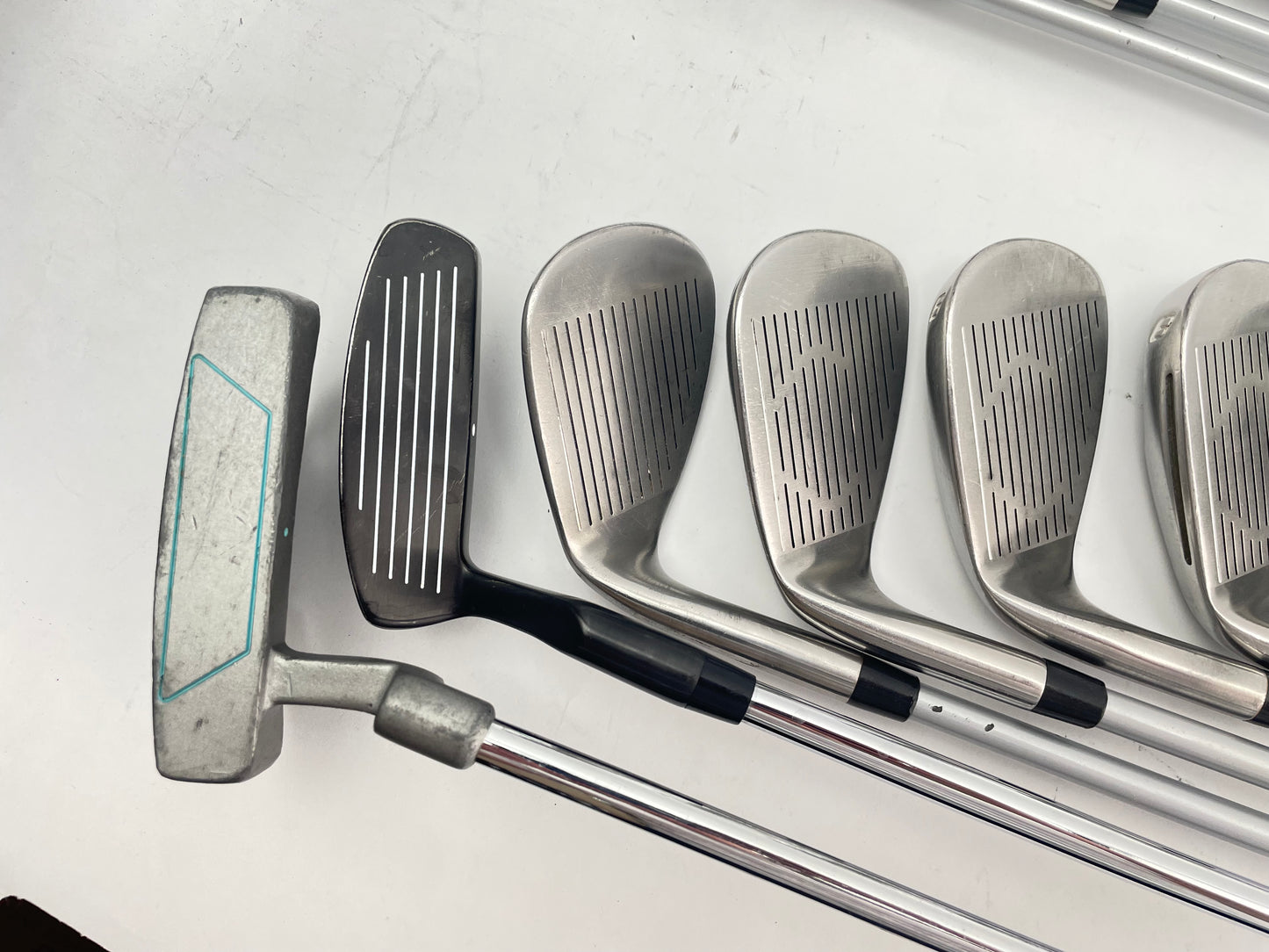 Lynx Golf Package Set 12 Clubs Ladies Flex Graphite /Right /Cart Bag /26698