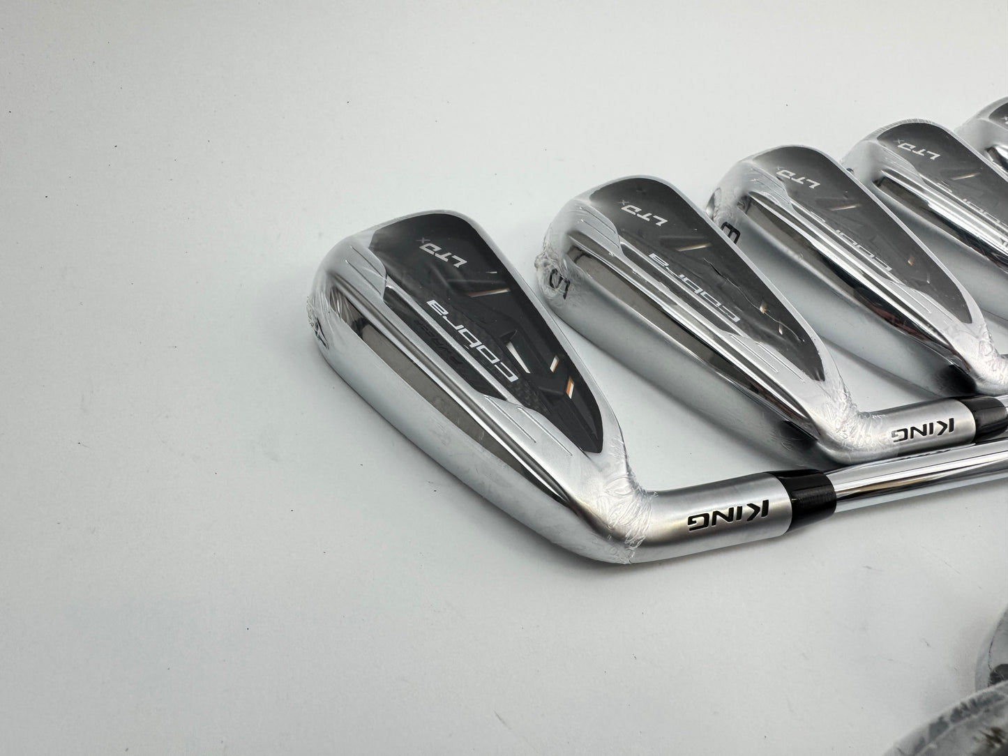 Cobra LTDx Irons Left Handed 4-PW+GW+SW KBS Tour 90 Regular Steel /New /24704