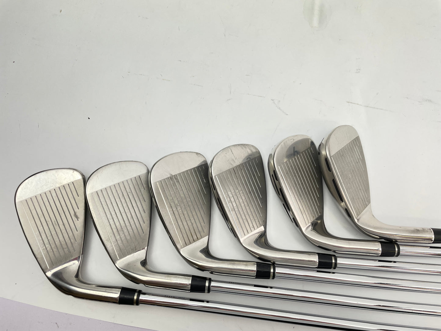 Wilson Staff D7 Iron Set KBS Tour 80 Uniflex Steel /Right Handed /Lamkin /26981