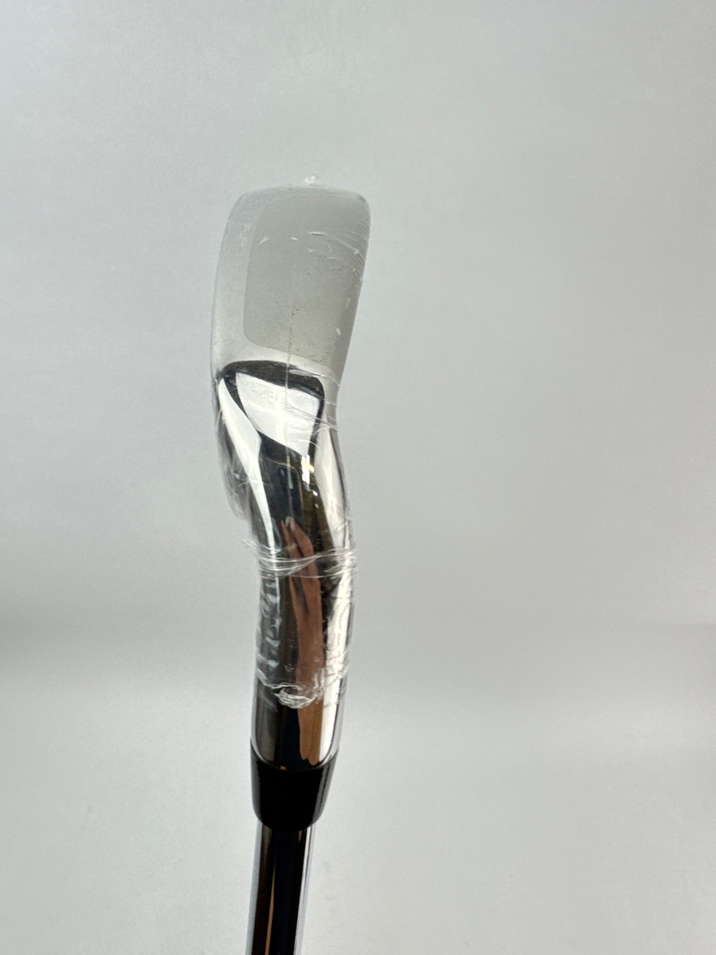 Cobra One Length 4 Iron F8 KBS Tour FLT 120 Stiff Flex Steel /Right /New /25580