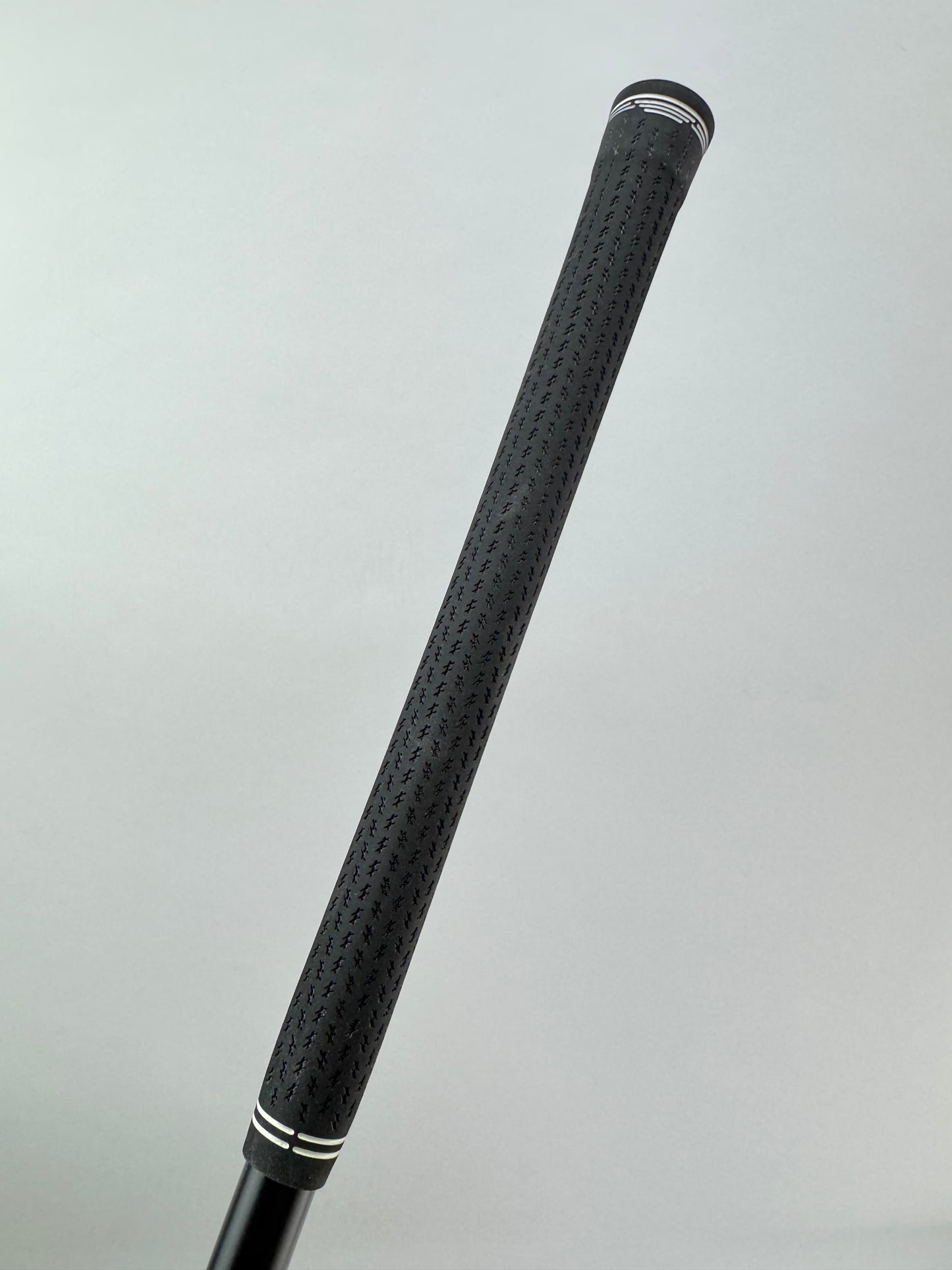 Cobra One Length 4 Iron F8 KBS Tour Graphite 85 Stiff Graphite/Right /New /25572
