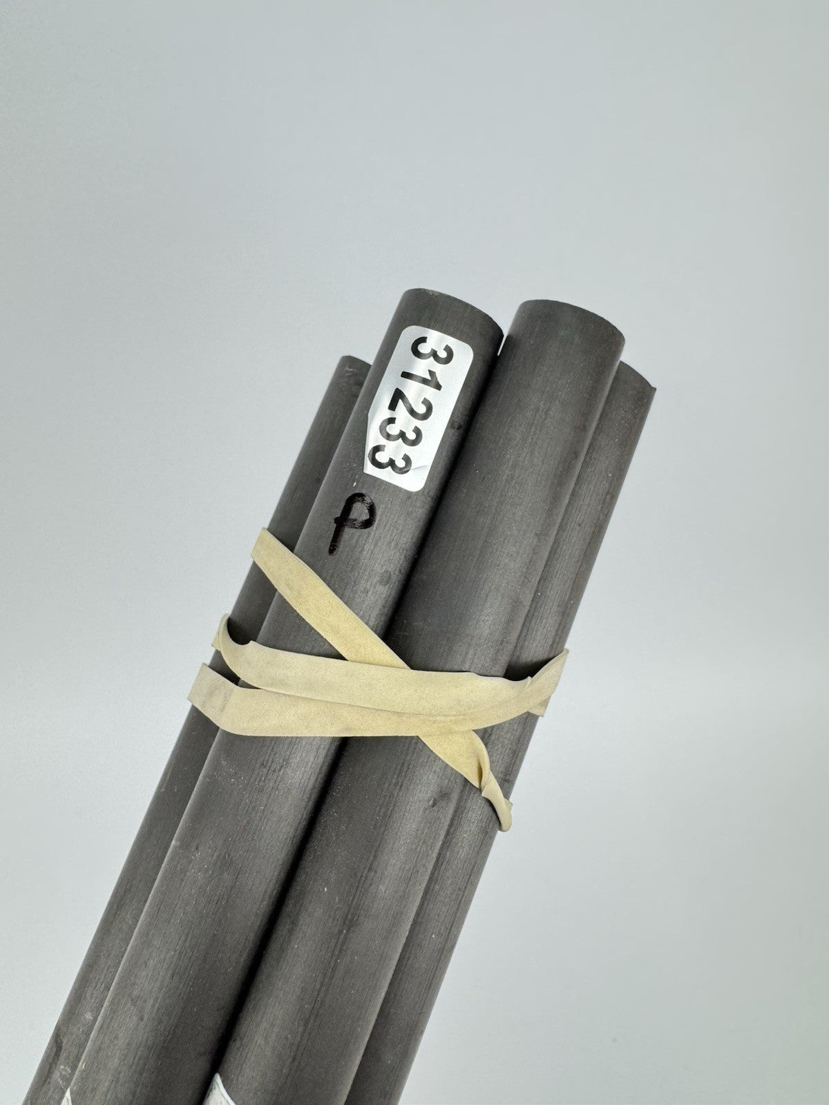 UST Iron Shaft Set (6) 65 Silver Series Stiff Graphite 0.370 Parallel /40”/3123310