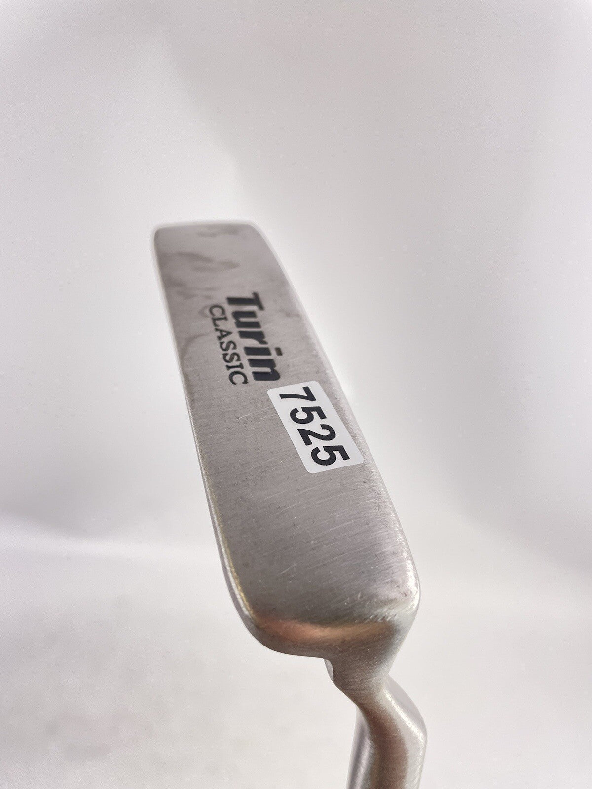 Turin Classic Blade Putter Heel Shafted 35” Right Handed /New Grip /752518