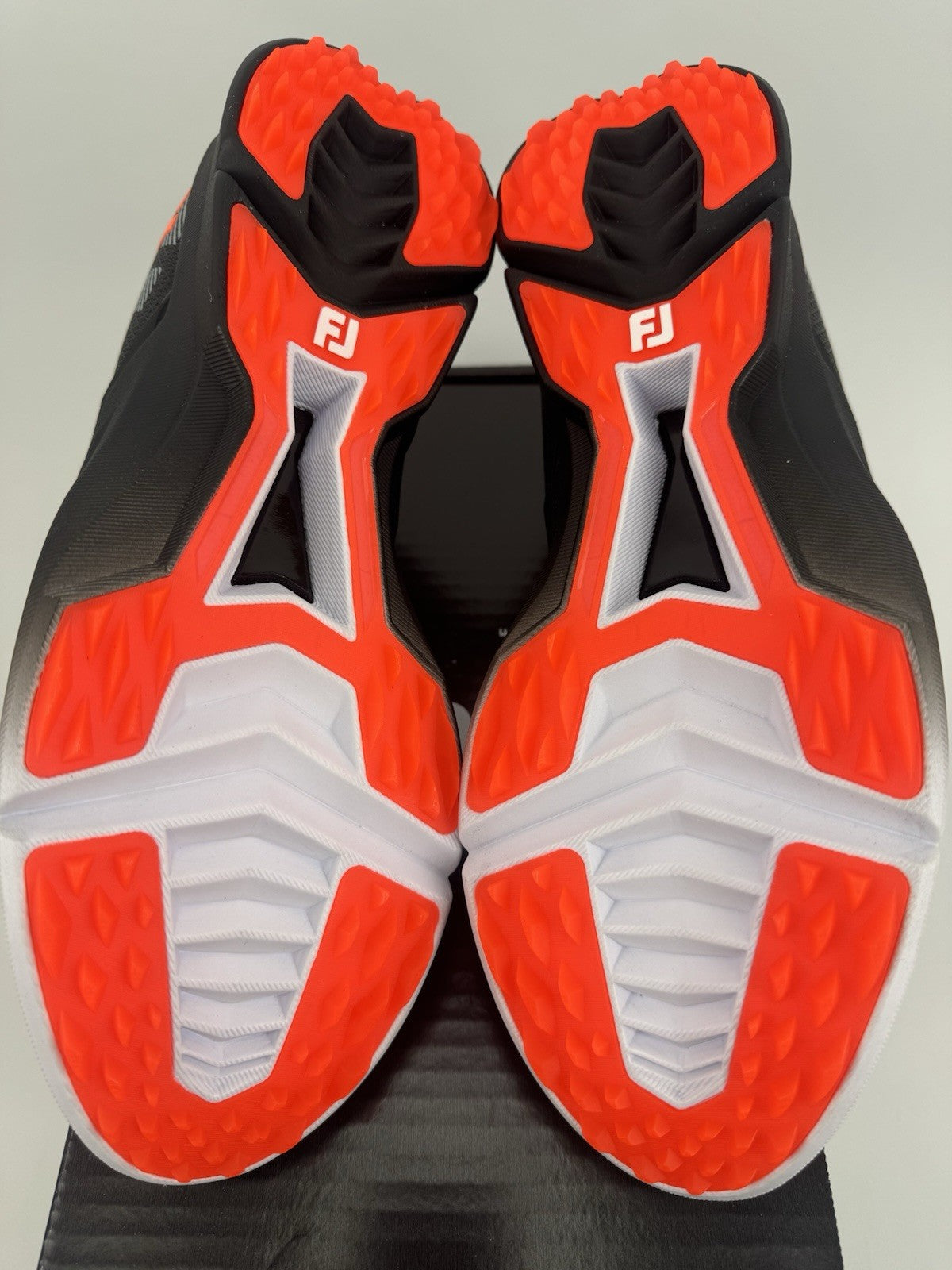 FootJoy Fuel Golf Shoes Men's UK Size 7 White Black Orange Lightweight/312918