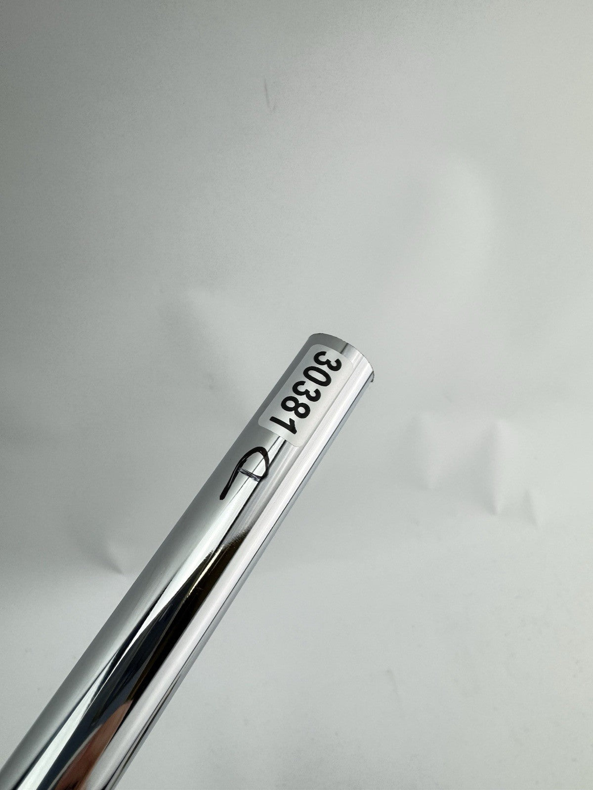 Dynamic Gold Mid 90 Iron Shaft Stiff Flex Steel 35.5” /0.370 Parallel /3038111