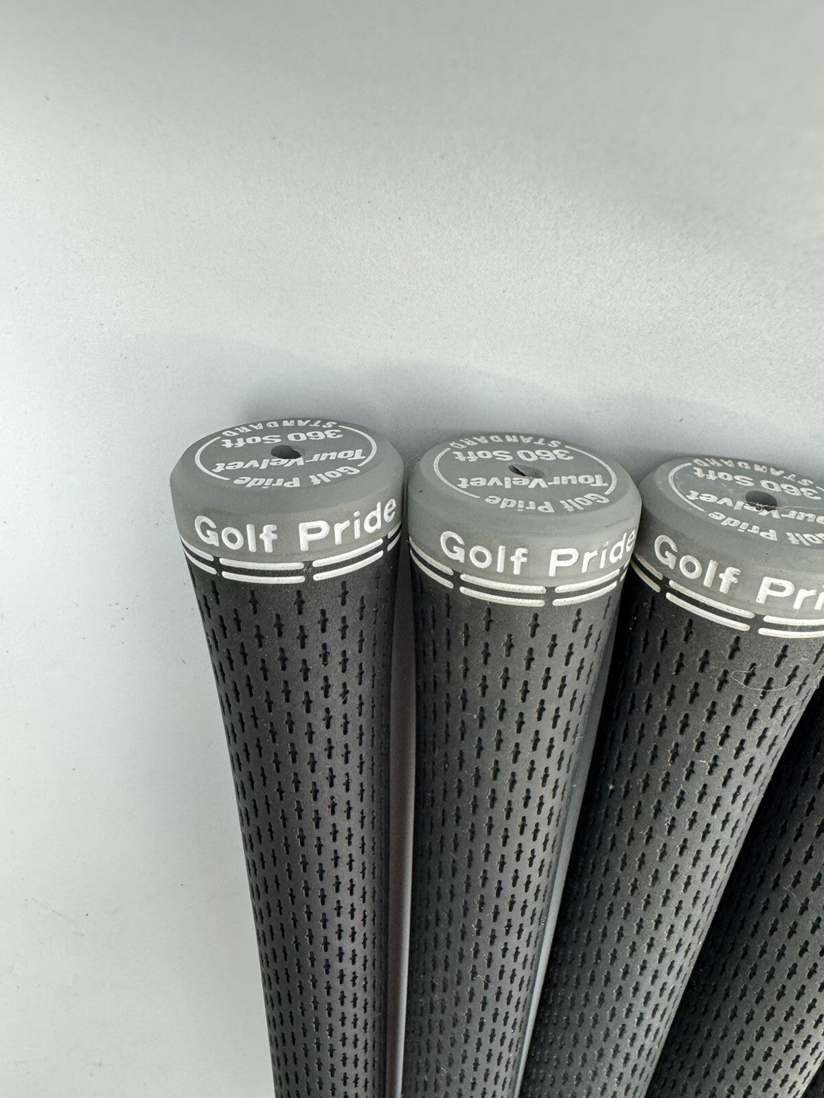 Golf Pride Tour Velvet 360 Soft Grips (7) Men’s Standard /Pulled /228617