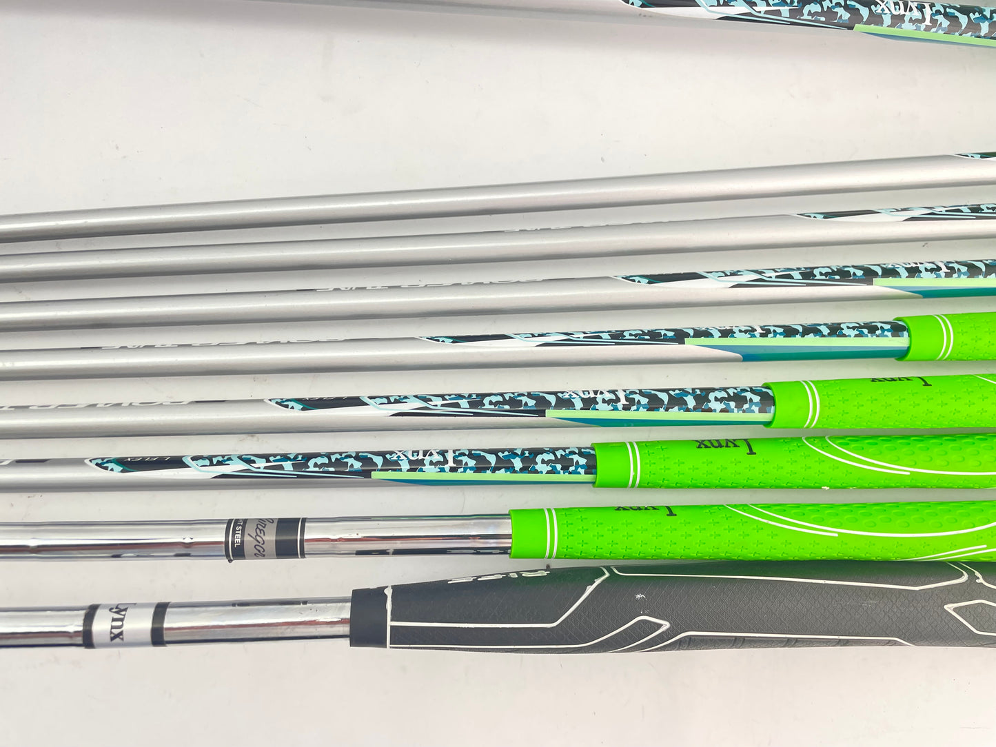 Lynx Golf Package Set 12 Clubs Ladies Flex Graphite /Right /Cart Bag /26698