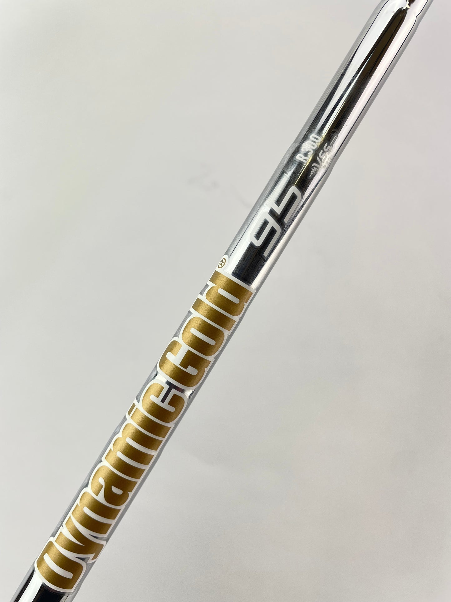 Dynamic Gold 95 Iron Shaft Vss Pro R300 Regular Flex Steel 35.25” /0.355 /23530