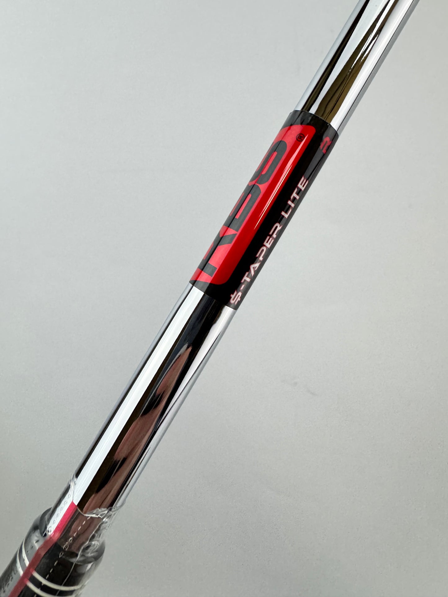 KBS $-Taper Iron Shaft Lite Regular Flex Steel 35.75” /Lamkin/0.370 Parallel/23698