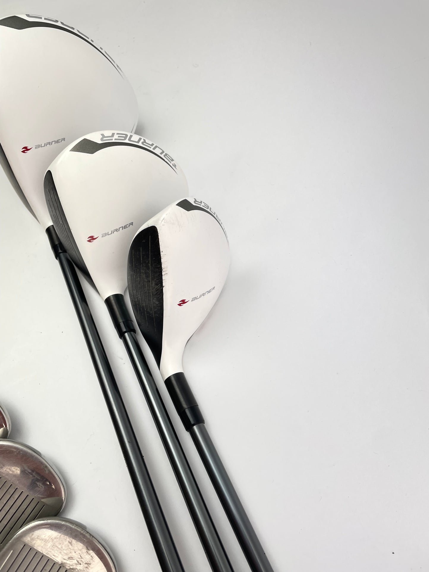 Taylormade Golf Package Set 11 Clubs Regular Flex /New Grips /Cart Bag /27341