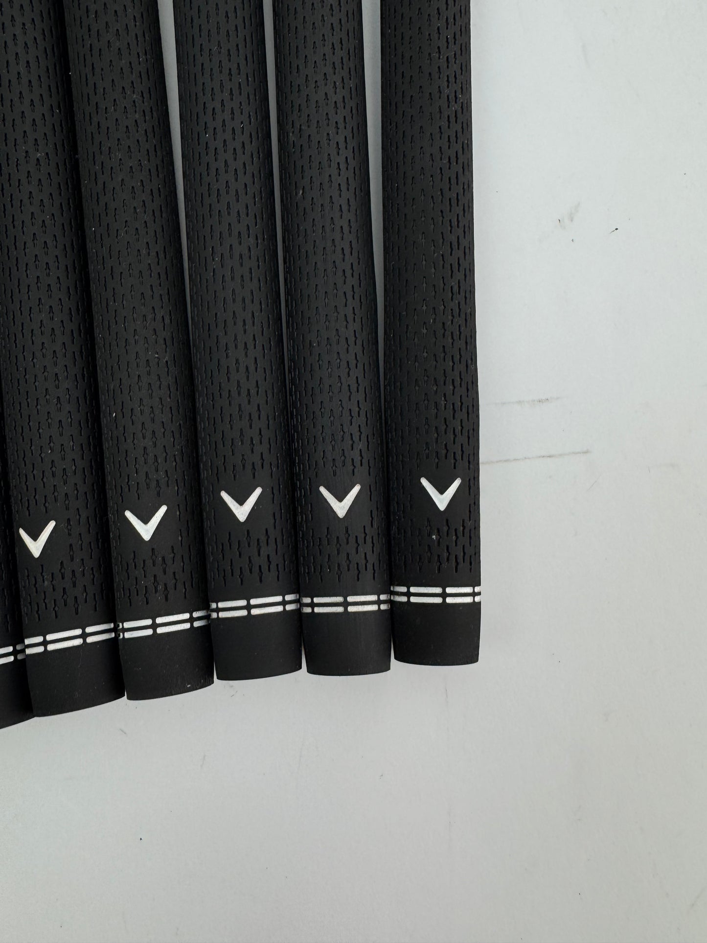 Golf Pride Midsize Tour Velvet 360 Soft Grips (7) Black /Grey /Pulled /25305
