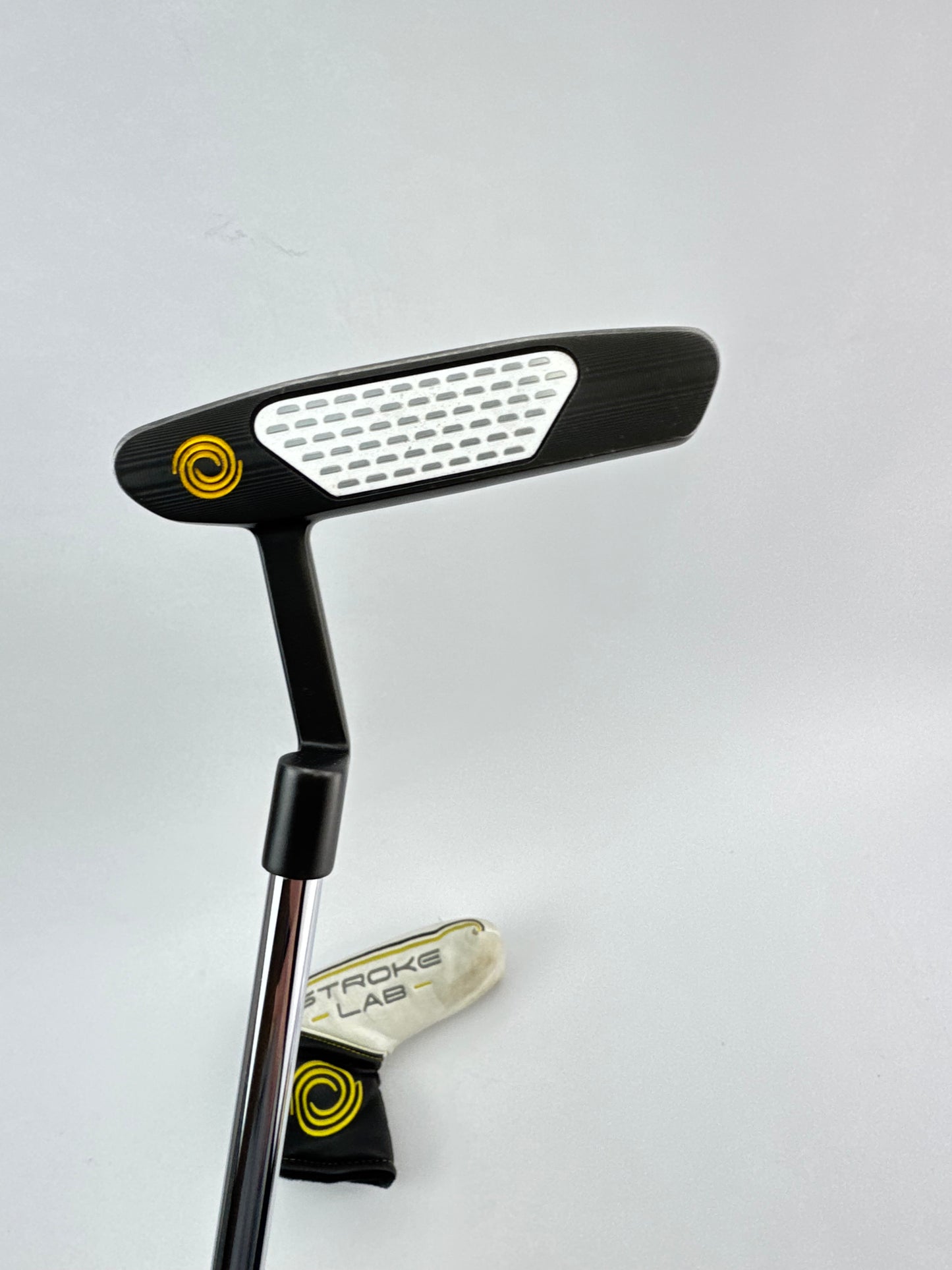 Odyssey Stroke Lab One Putter Blade 33.5” /Right Handed /Headcover /23587
