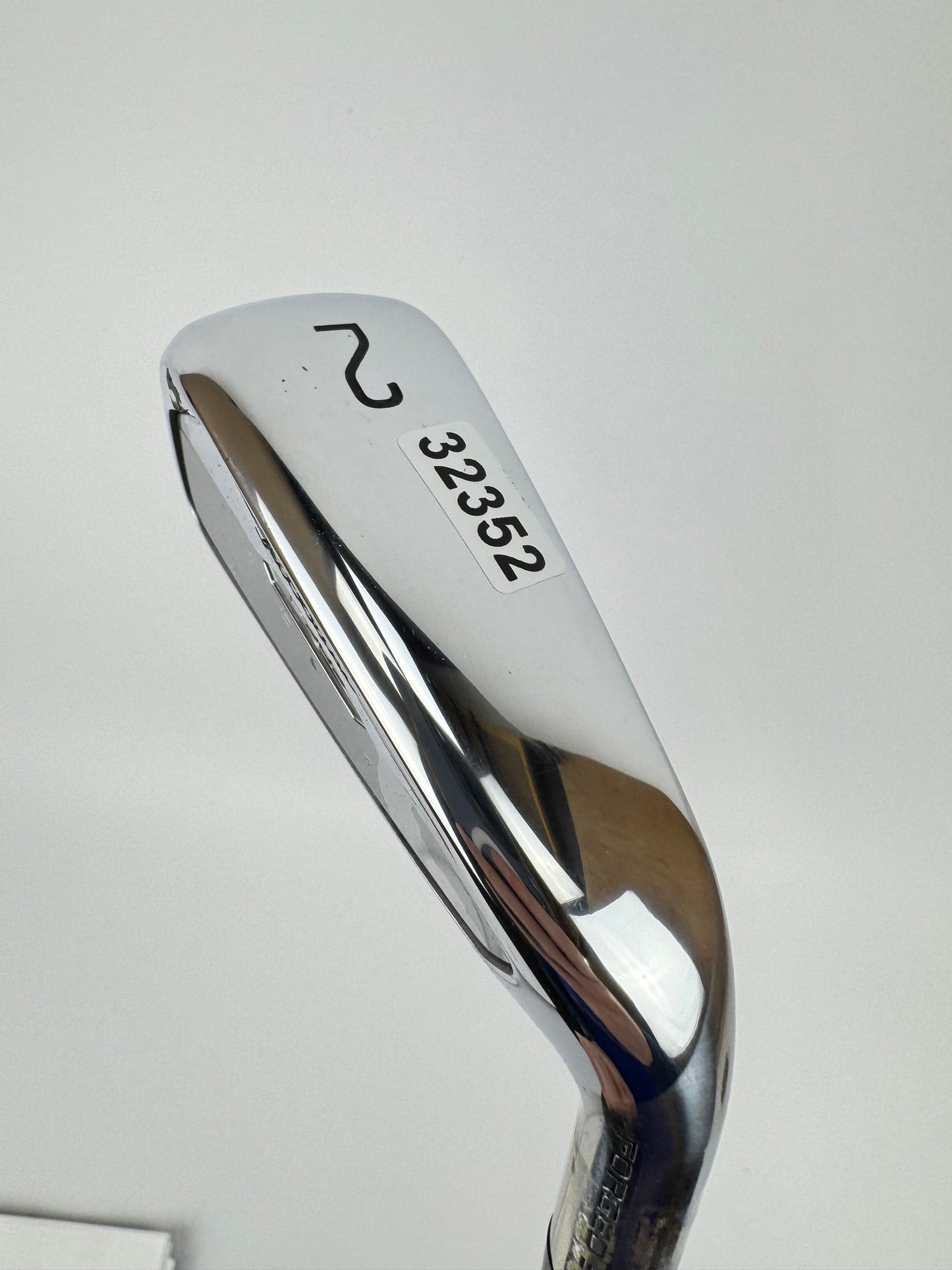 Titleist U505 2 Iron 18* Forged Diamana Stiff Graphite /Right /New Shaft /32352