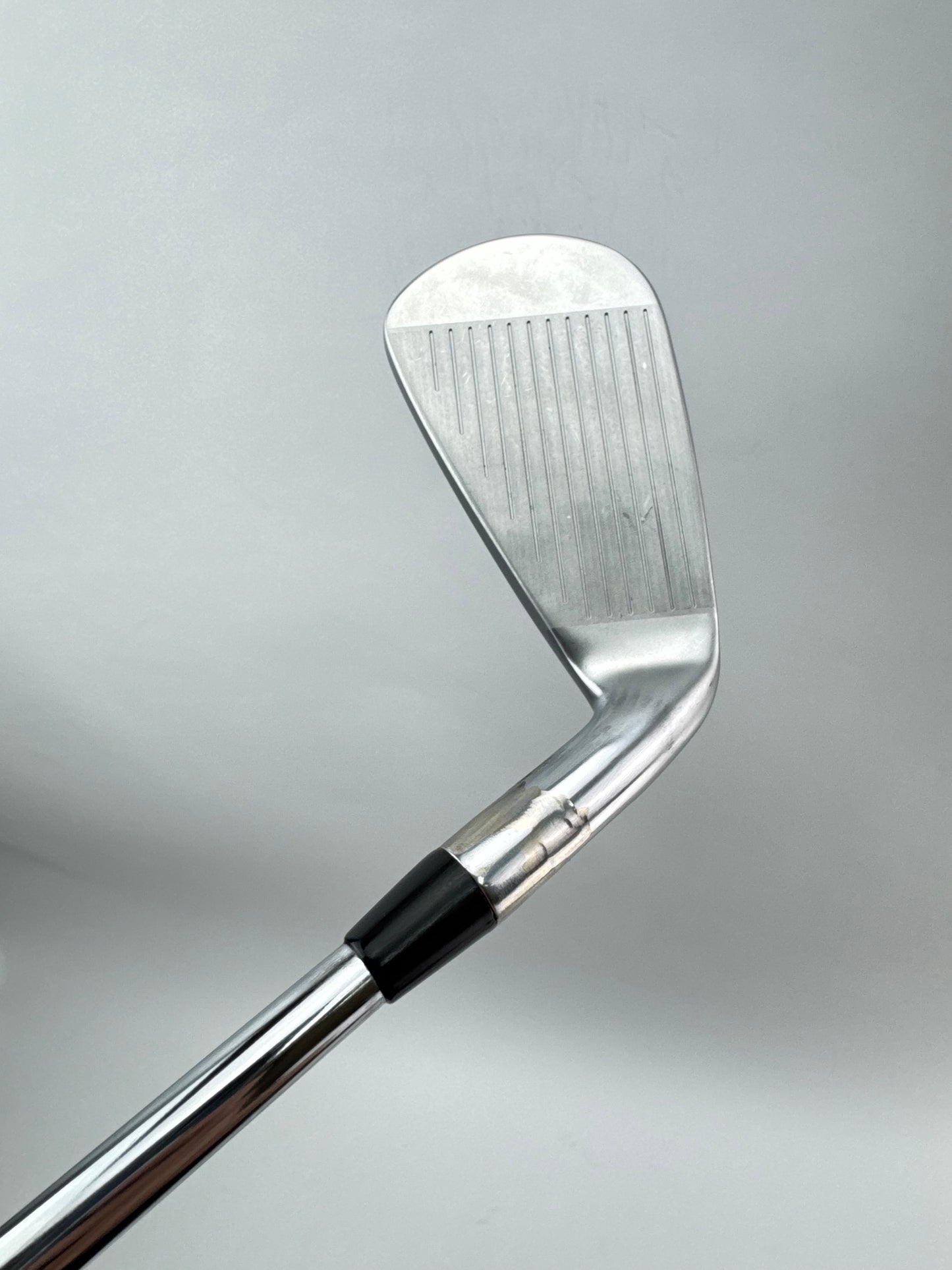 Srixon ZX4 4 Iron 21* MKII Left Handed KBS $-Taper Lite Regular Steel /24508