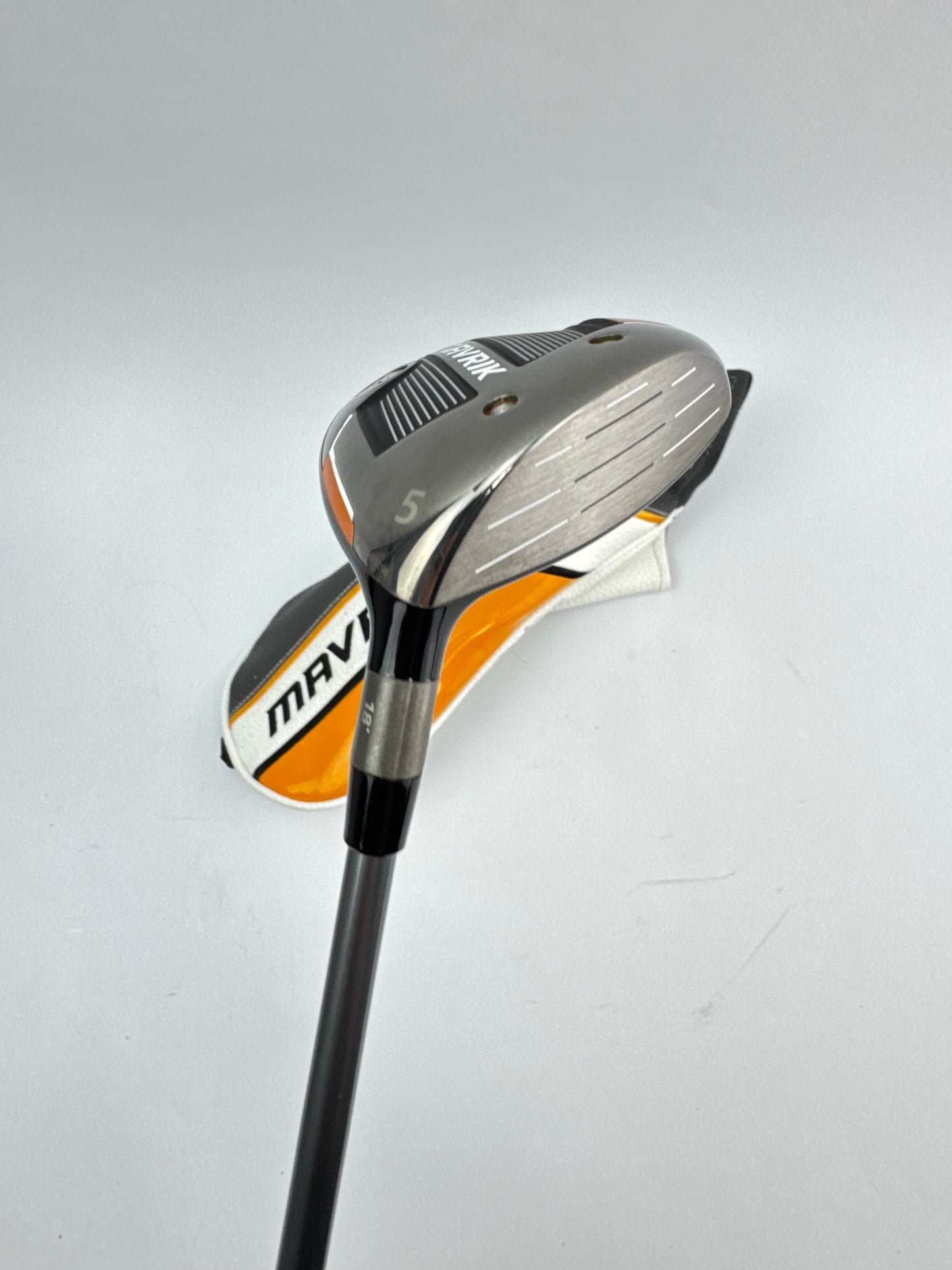Callaway Mavrik 5 Wood 18* Hzrdus 5.5 Regular Graphite /Right /Headcover /24399