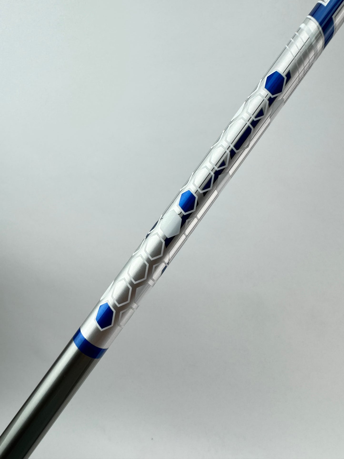 Cobra DS Adapt Driver Shaft UST Helium F4 Stiff Flex Graphite 44.5” /New /25773