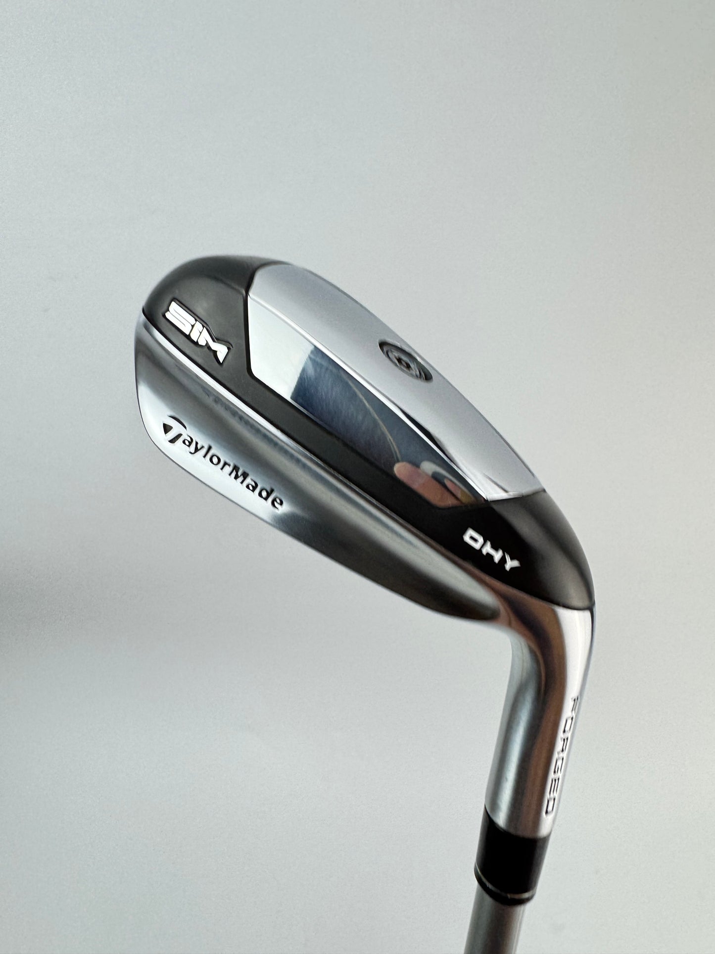 Taylormade Sim DHY 2 Iron 17* Diamana 90 Stiff Graphite /Right Handed /25066