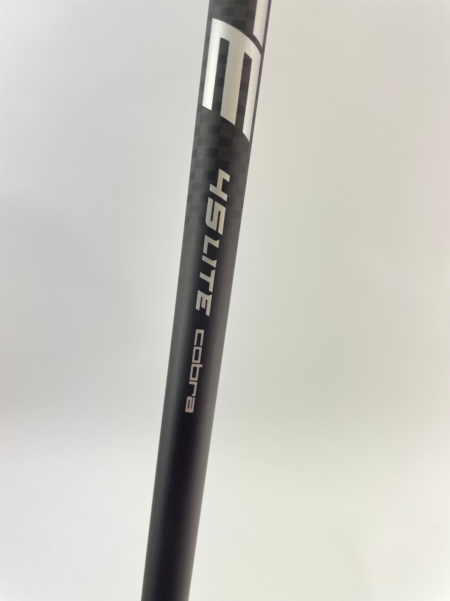 Cobra Aerojet 7 Iron Ultralite Senior Flex Graphite /Right /Demo -1/2 /New/23044