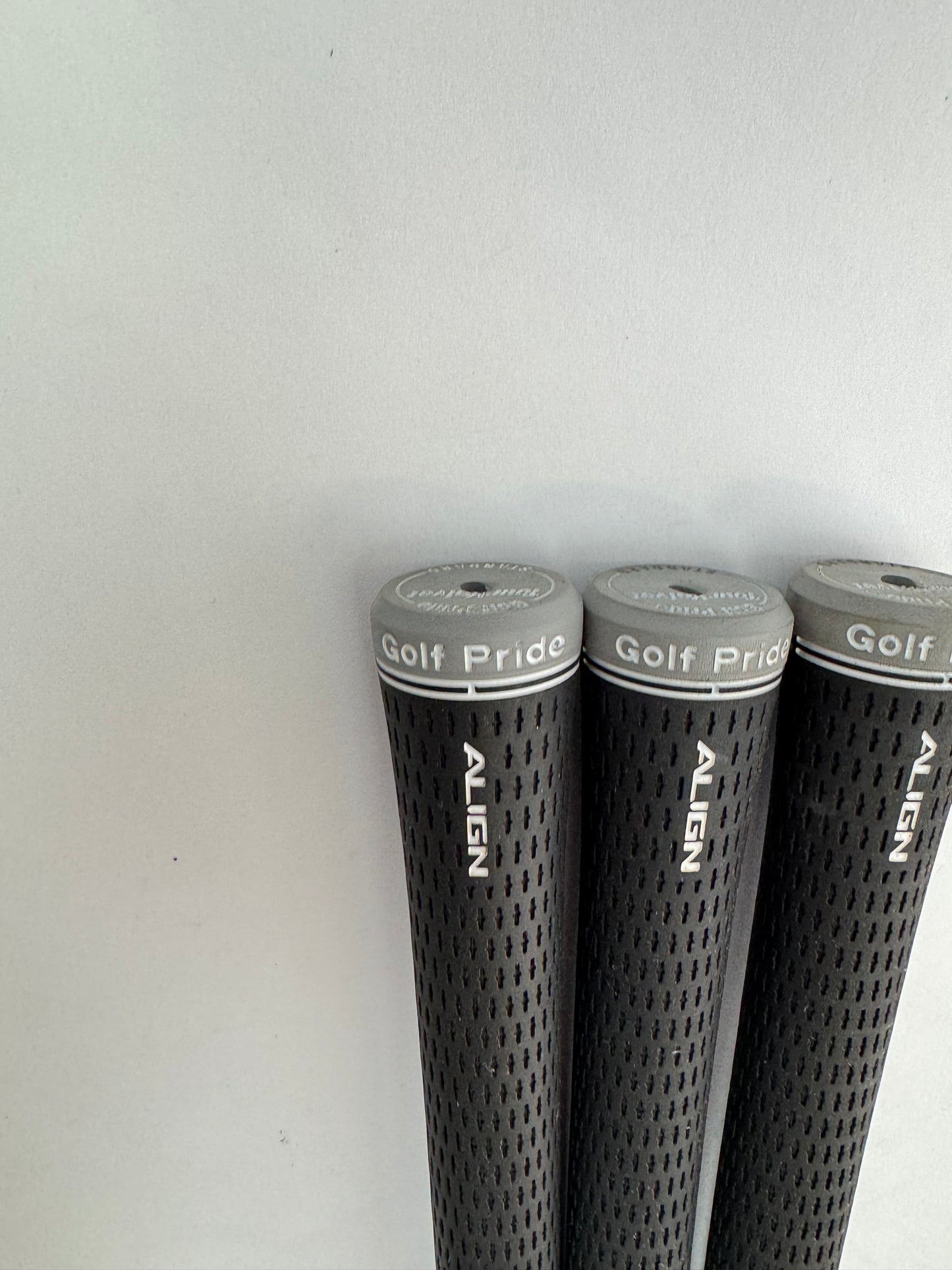 Golf Pride Tour Velvet Align Grips (3) Men’s Standard /Pulled /23521
