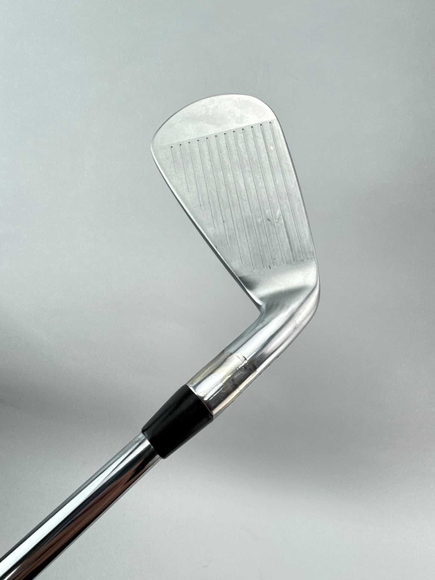 Srixon ZX4 4 Iron 21* MKII Left Handed KBS $-Taper Lite Regular Steel /24508