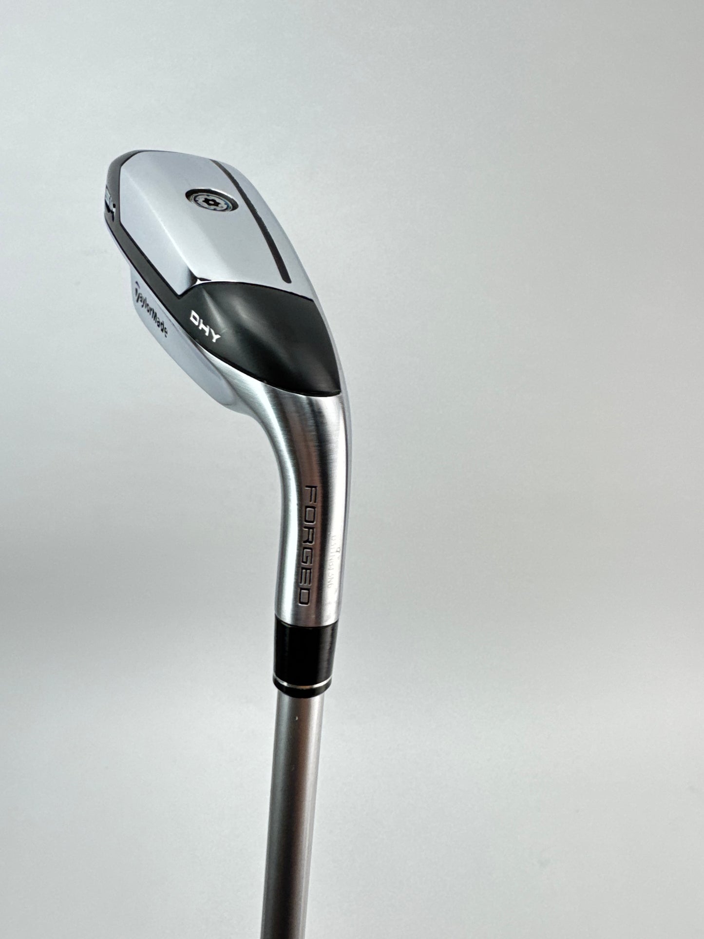 Taylormade Sim DHY 2 Iron 17* Diamana 90 Stiff Graphite /Right Handed /25066