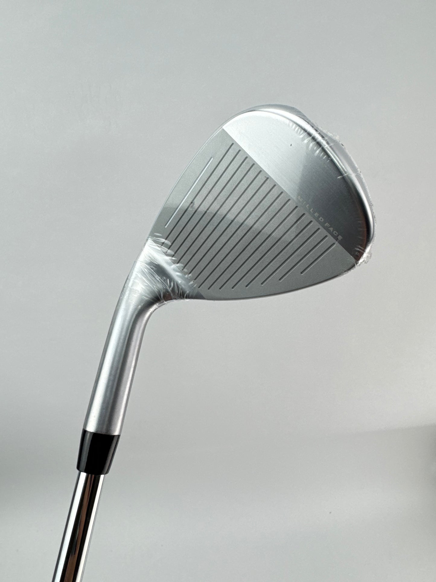 Cobra King RadSpeed One Length Gap Wedge 48* KBS Tour 90 Regular Steel /25372