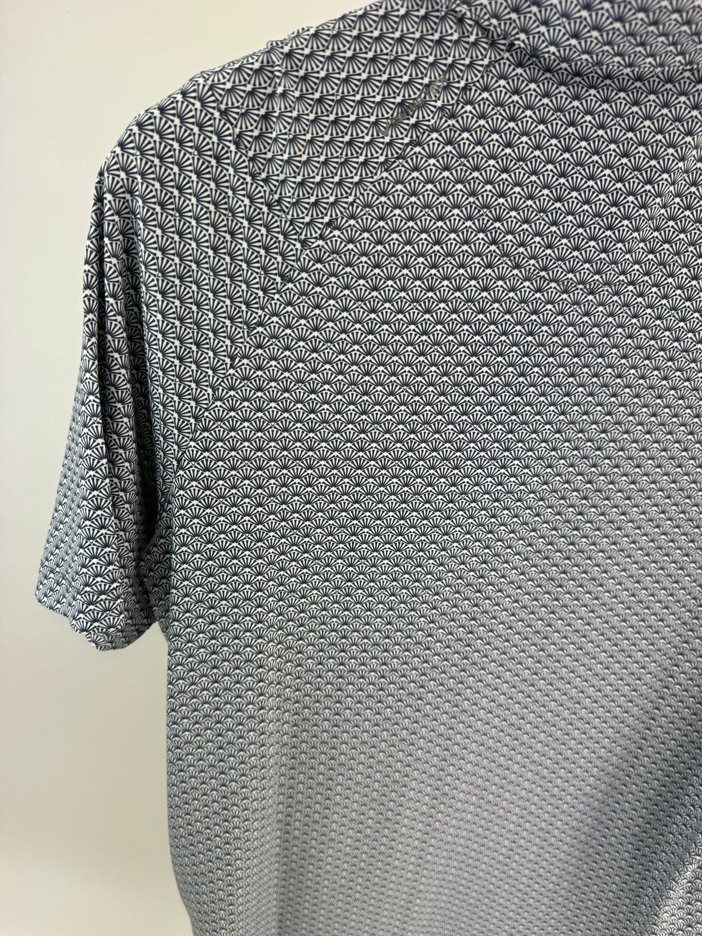 Callaway Chev Tech Polo Shirt All over Print UK Small /New /20194