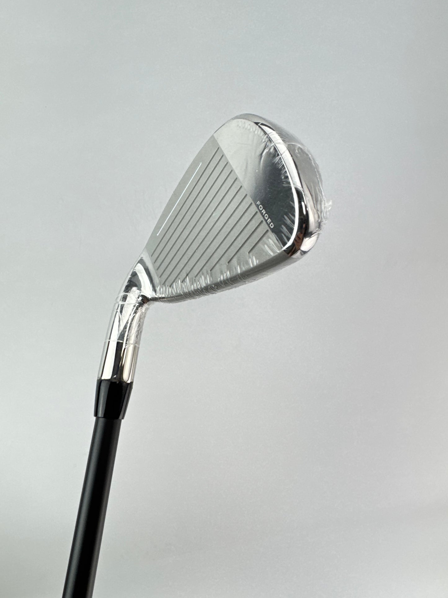 Cobra One Length 4 Iron 19.5* F8 KBS Tour Graphite 75 Regular Graphite /25491