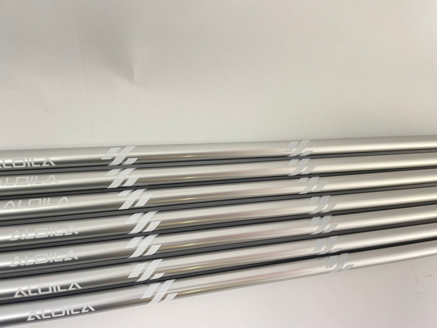 Aldila Ascent Iron Shaft Set (7) 65HY Regular Flex Graphite 42 /0.370 /Brand New
