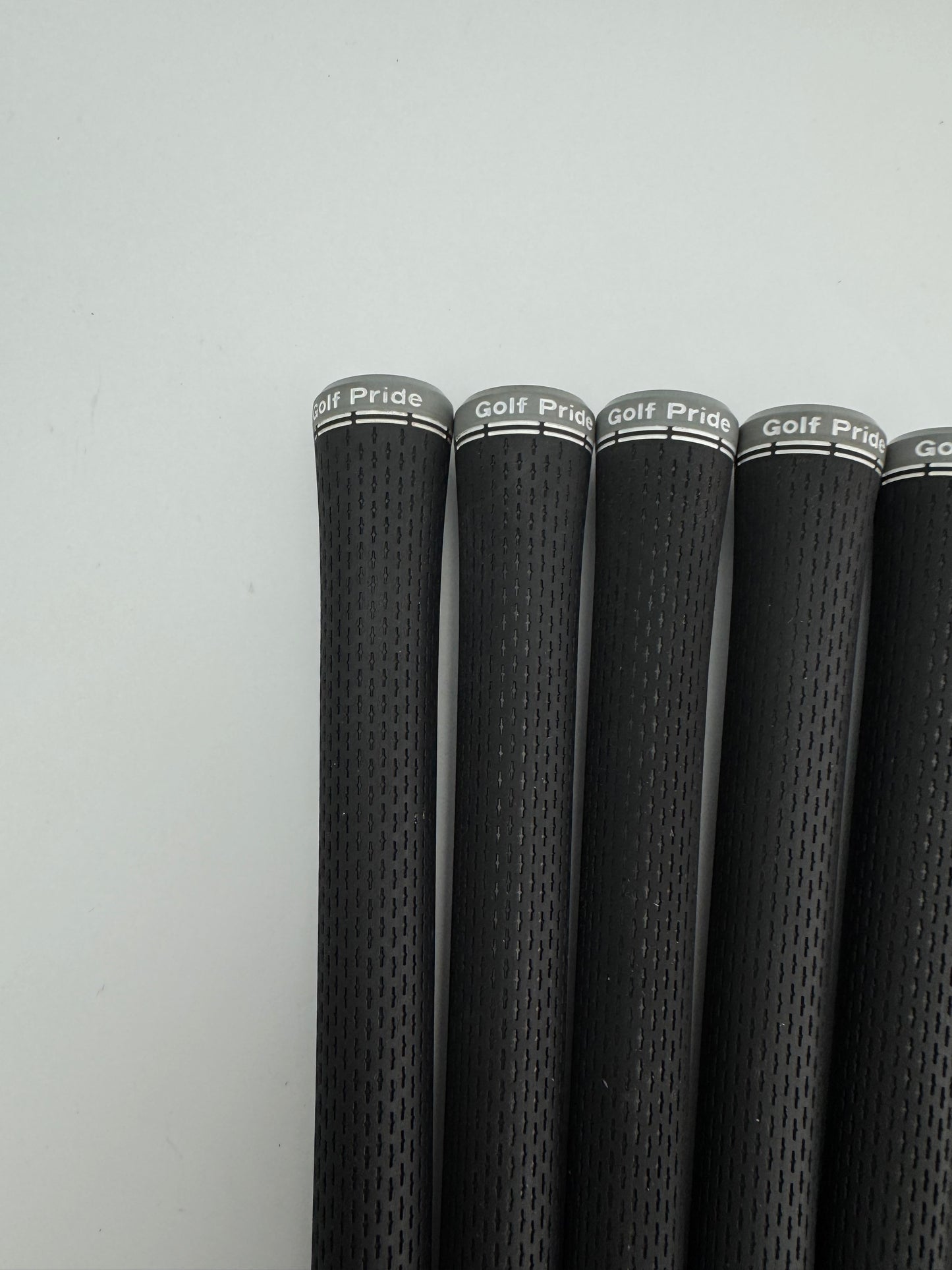 Golf Pride Midsize Tour Velvet 360 Soft Grips (6) Black /Grey /Pulled /25308