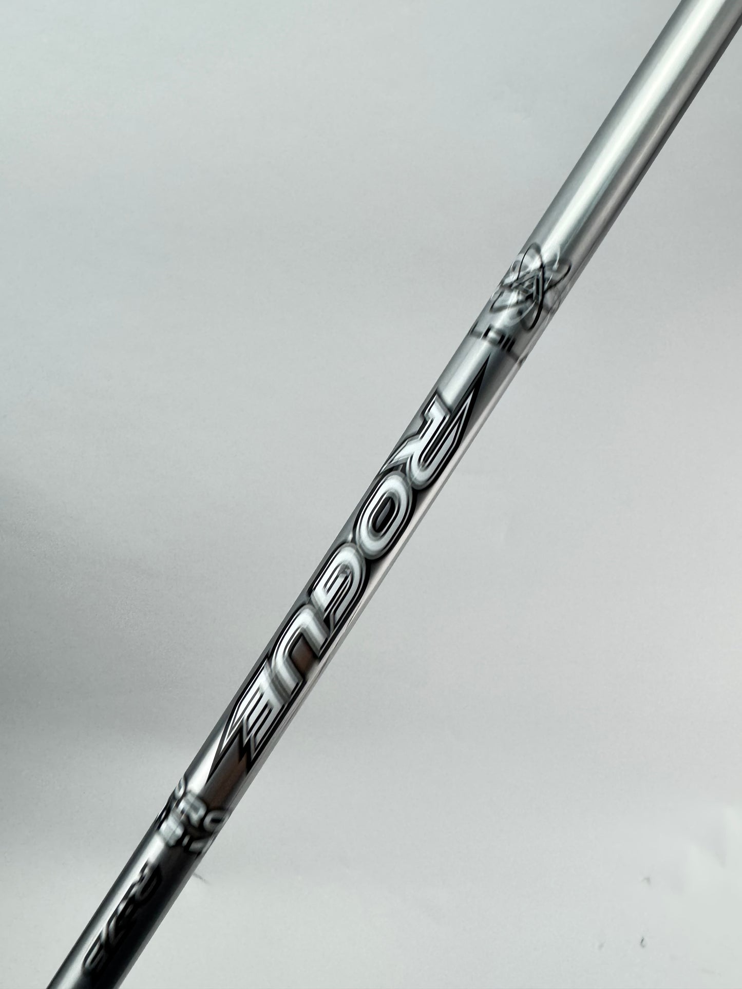 Wilson Launchpad 4 Iron 21* Aldila Rogue 75 Regular Graphite /Right /27810