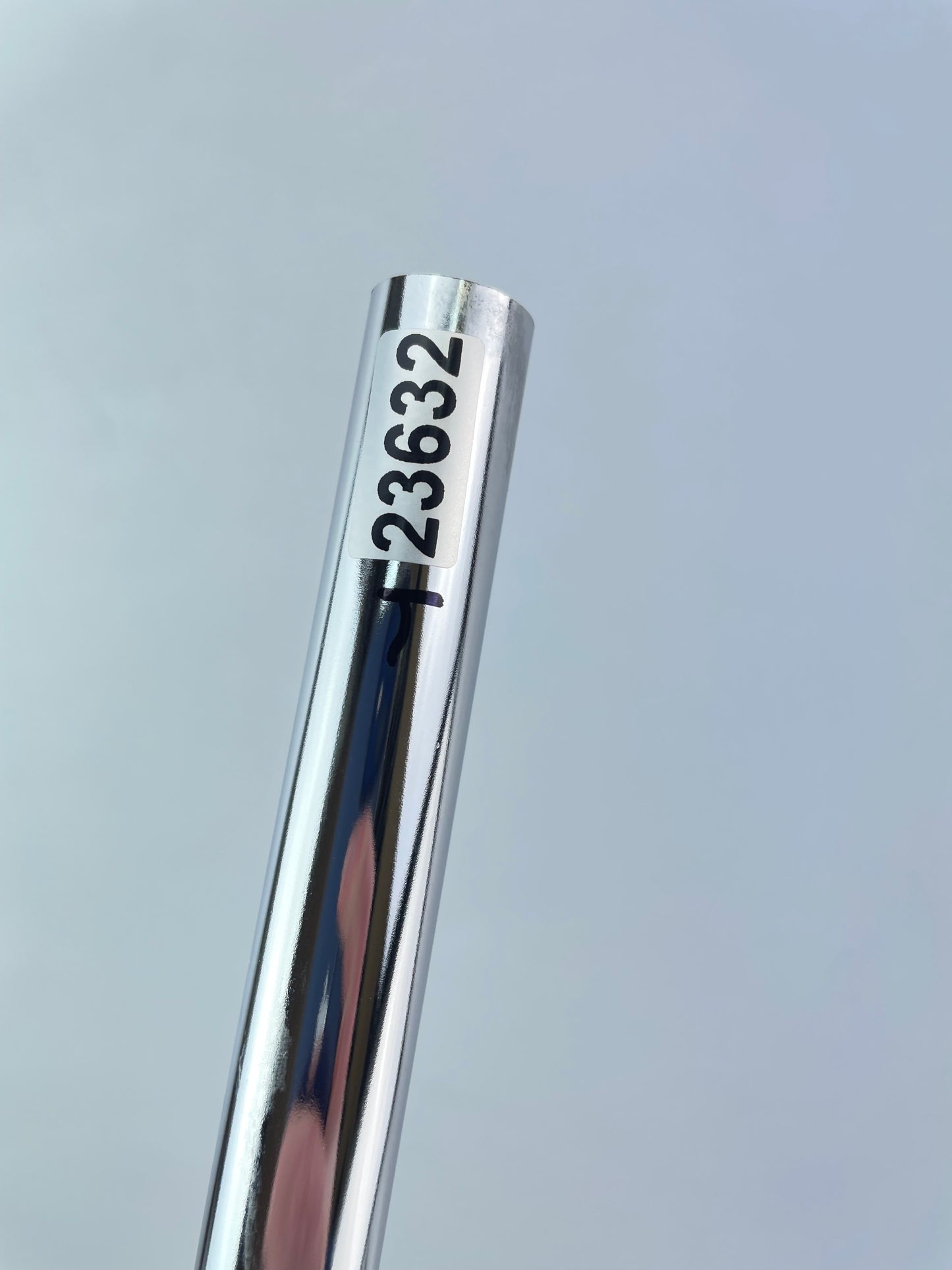 Dynamic Gold DST 98 Iron Shaft R300 Regular Flex Steel 36” /0.355 Tapered /23632