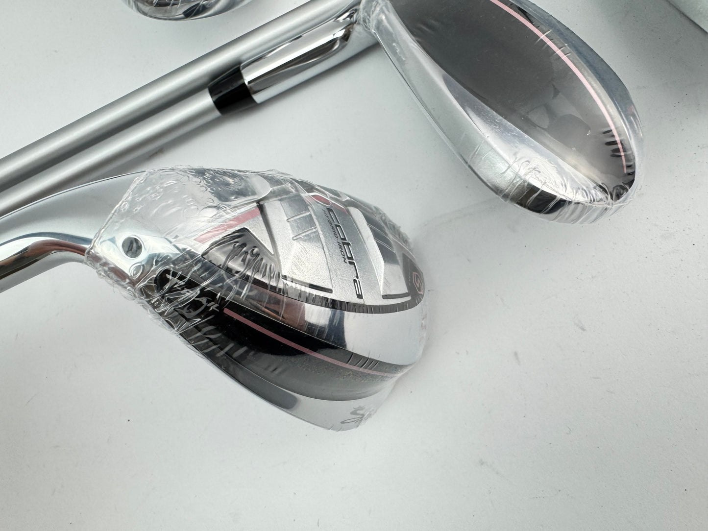 Cobra T-Rail Ladies Irons 6-9,GW+SW Women’s Graphite /Left Handed /New /24545