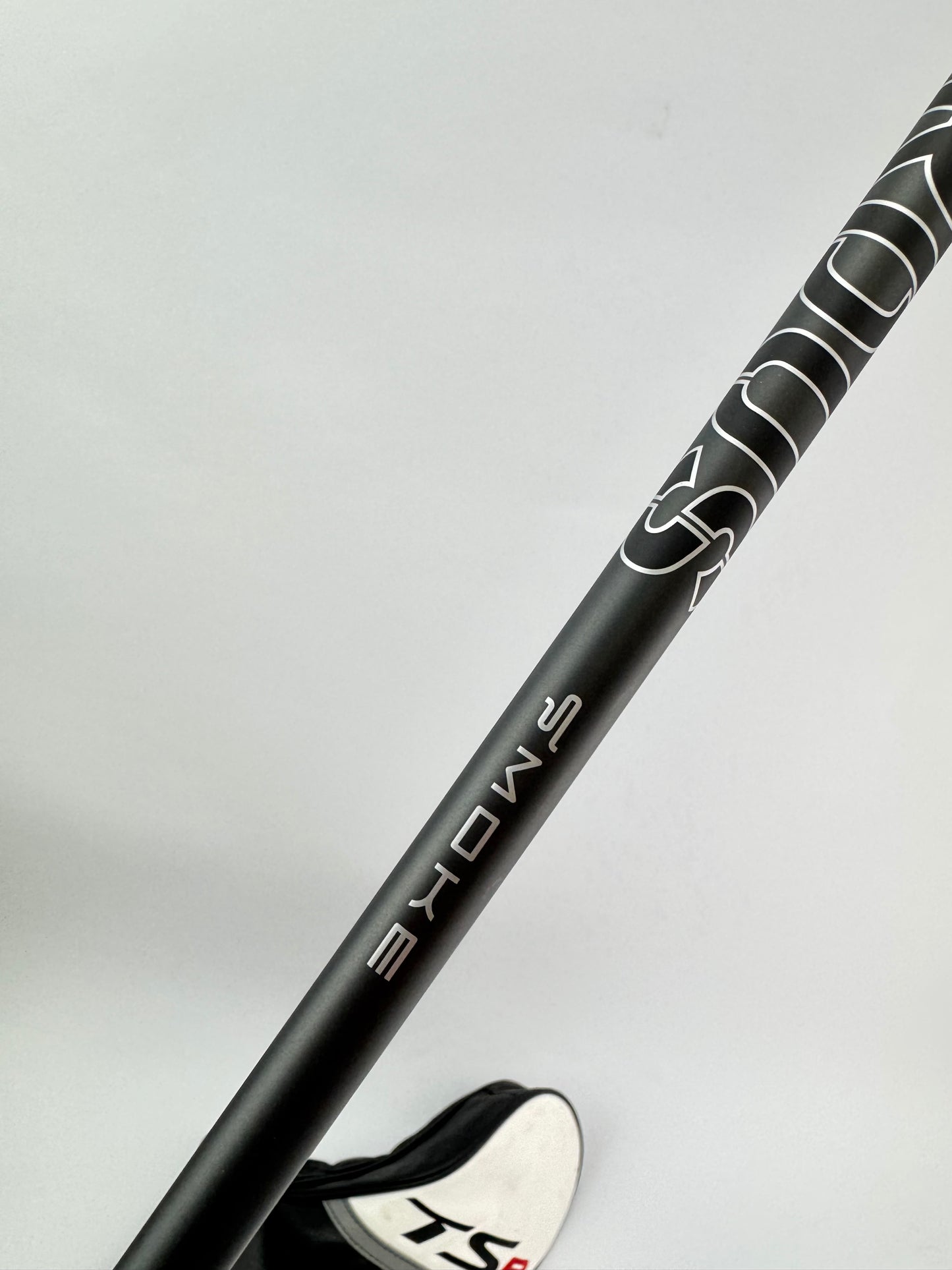 Titleist TSR3 Driver 10* Hzrdus Smoke 5.5 60G Regular Graphite /Headcover /28550