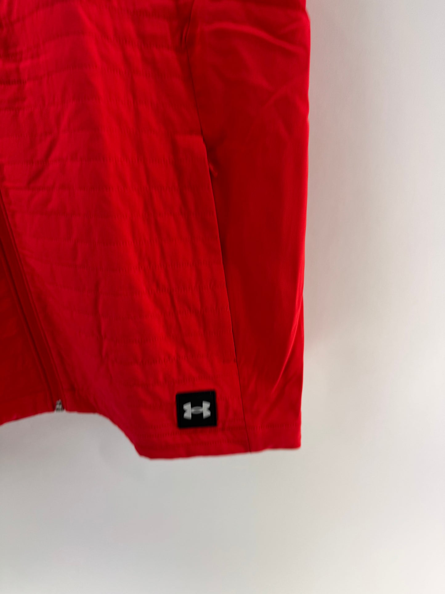 Under Armour Drive Pro Storm Gilet Lightweight Insulated UK Large /Red /24391