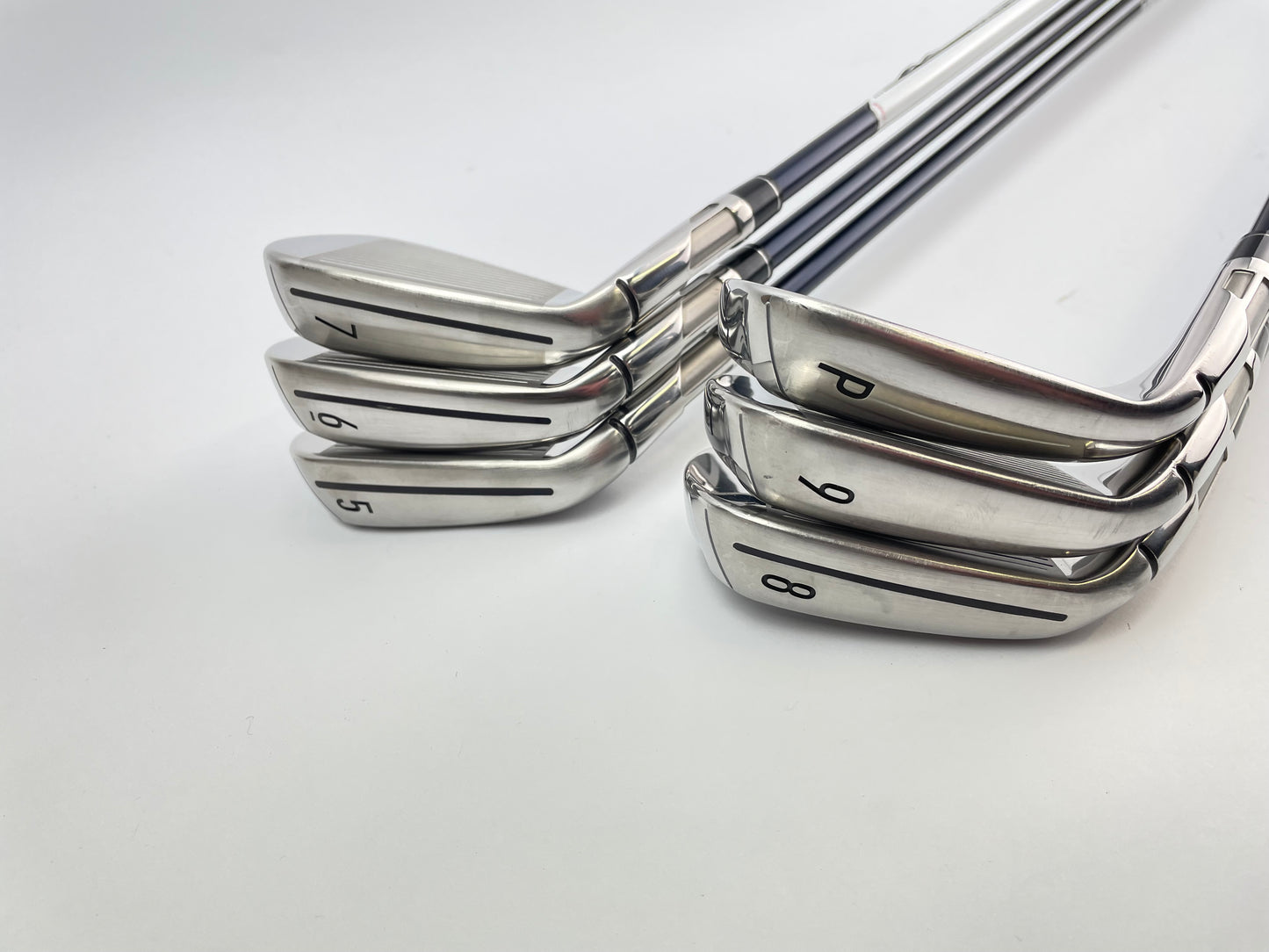Taylormade Sim Max Irons 5-PW Ventus Blue Senior Graphite /Right Handed /28176