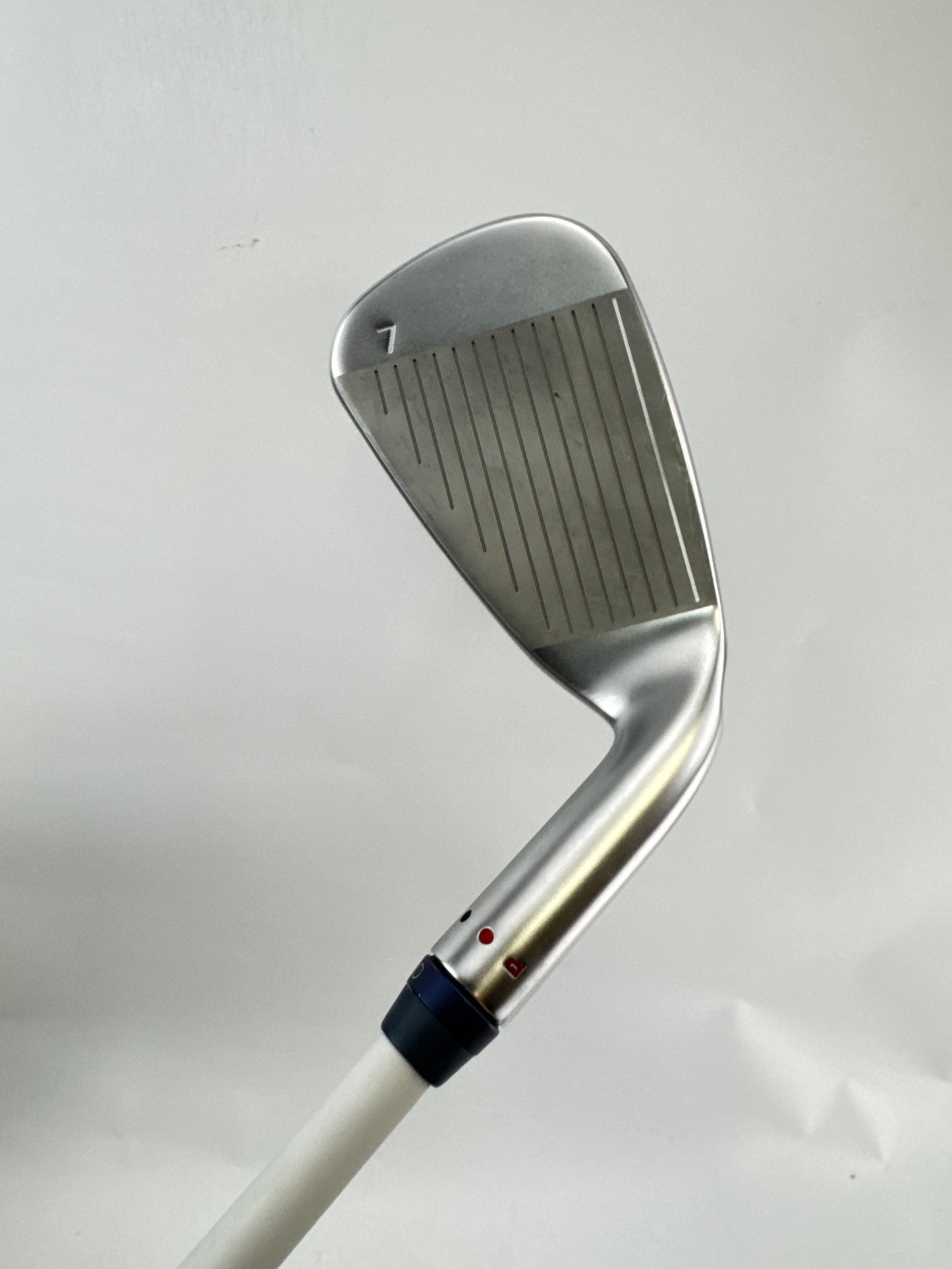 Ping G730 Women’s 7 Iron Left Handed Black Dot ULT250 Graphite /Demo /22870